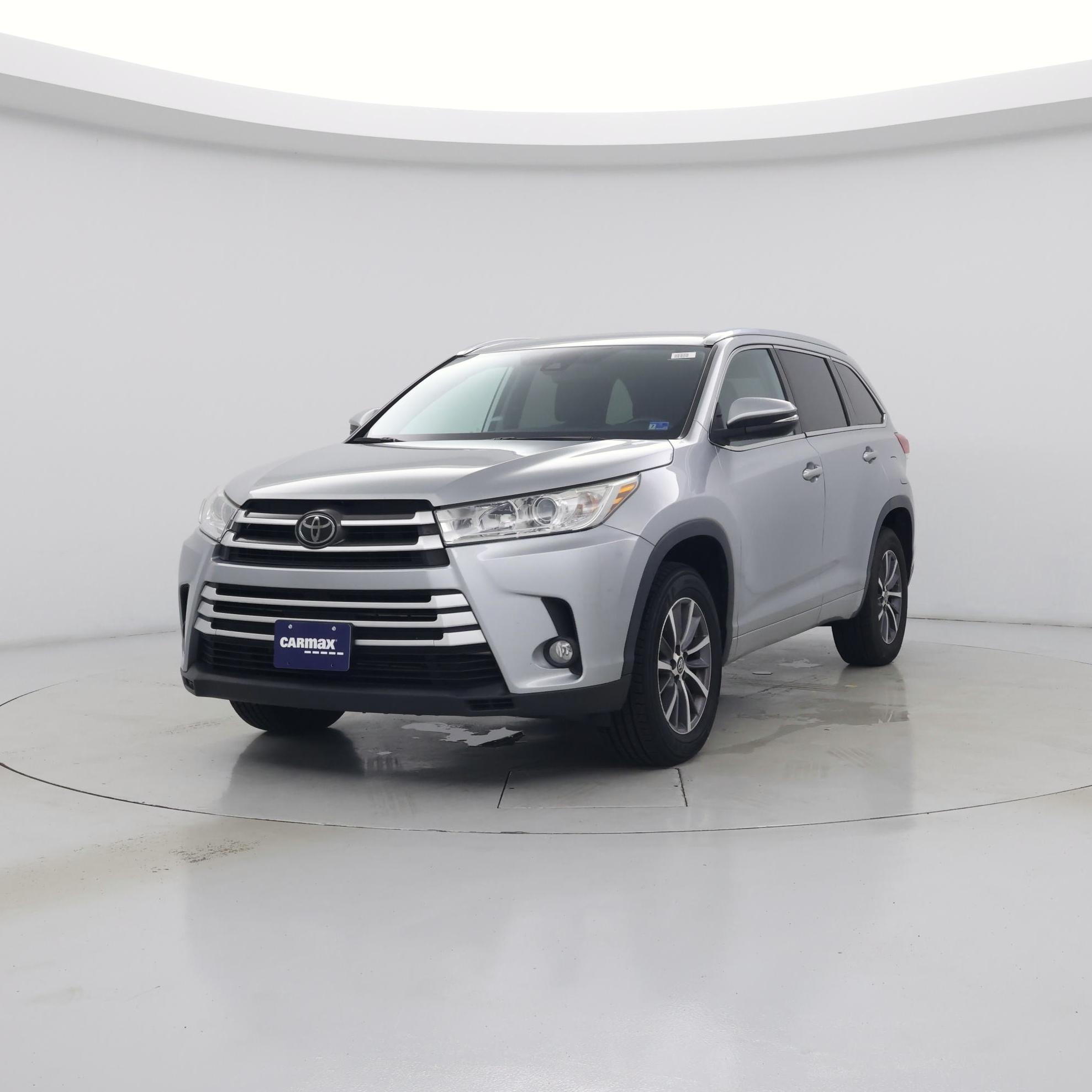 Thumbnail: 2018 Toyota Highlander - 4