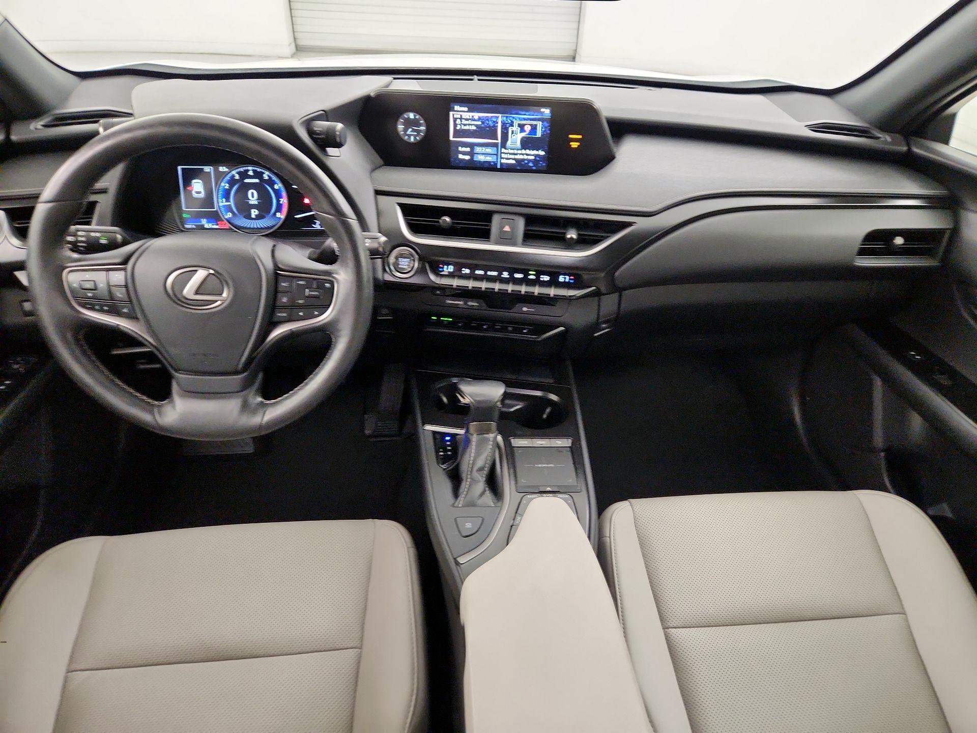 Thumbnail: 2021 Lexus UX - 9