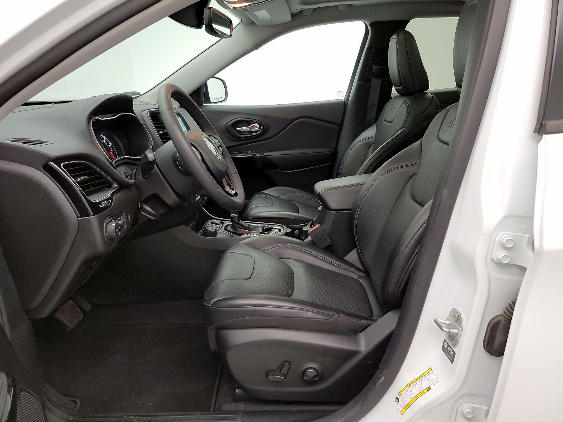 Thumbnail: 2023 Jeep Cherokee - 11