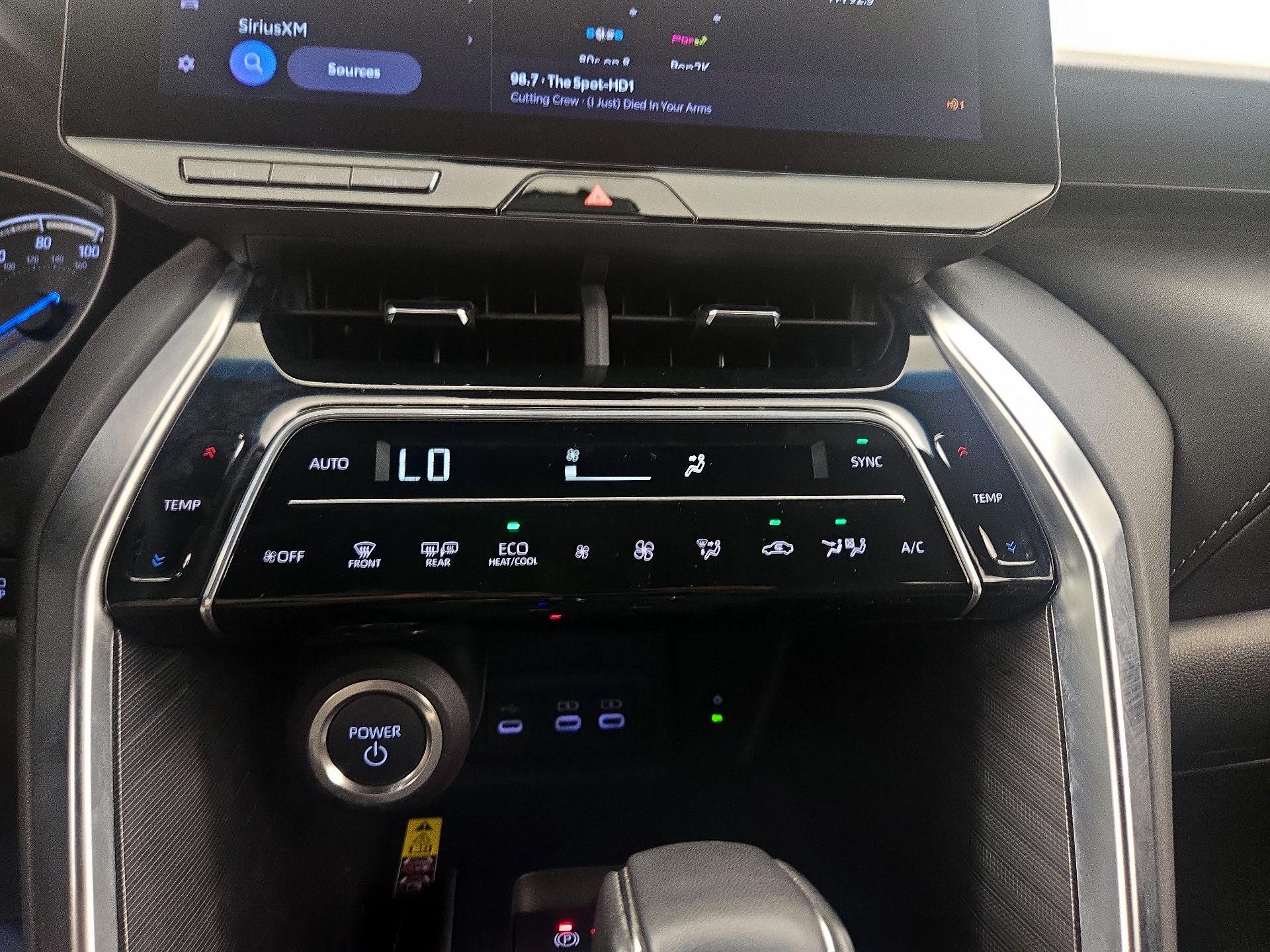 Thumbnail: 2024 Toyota Venza - 16