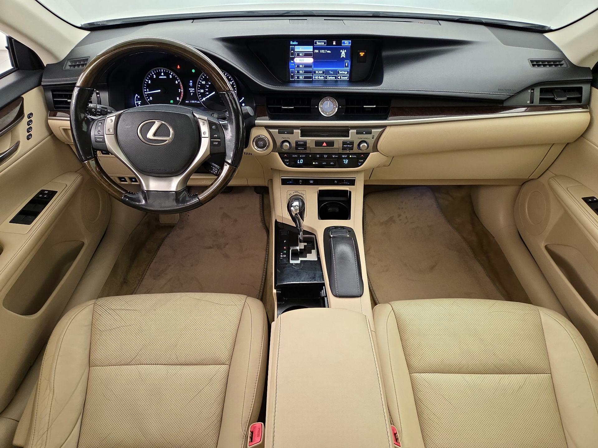 Thumbnail: 2015 Lexus ES - 9