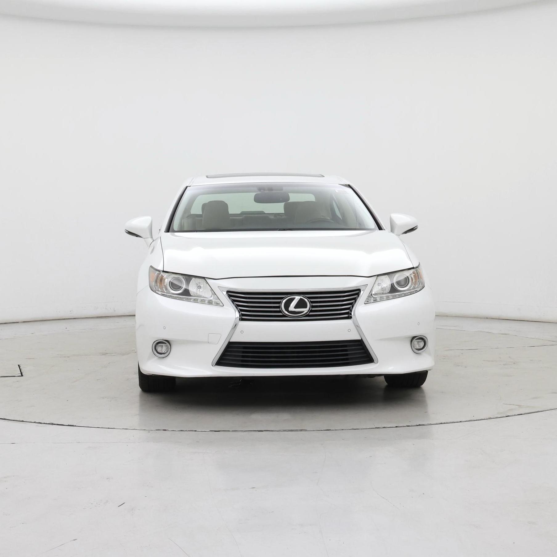 Thumbnail: 2015 Lexus ES - 5