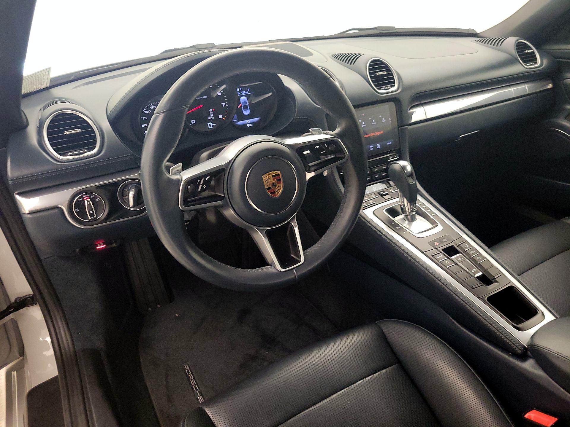Thumbnail: 2022 Porsche 718 Boxster - 9