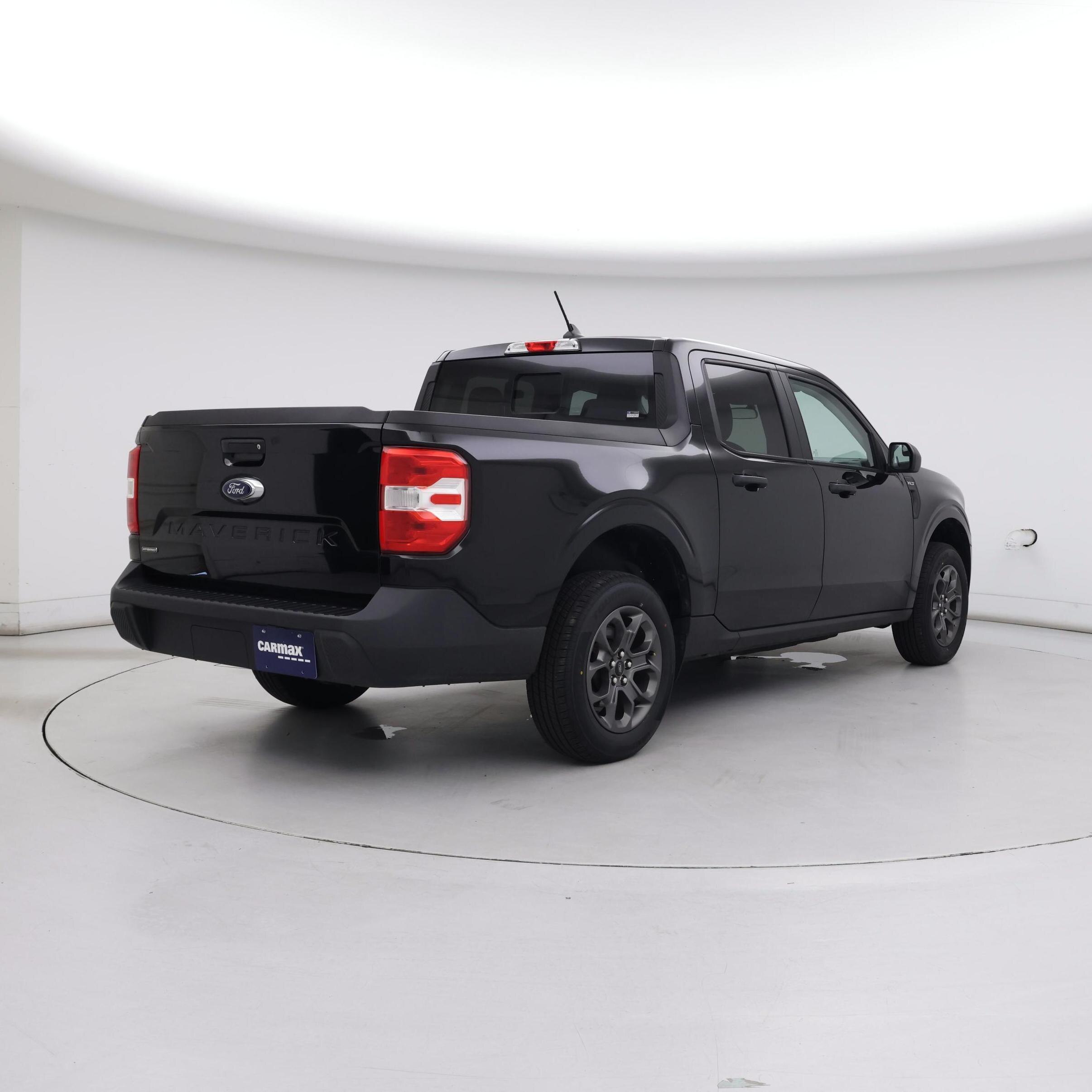 Thumbnail: 2022 Ford Maverick - 8
