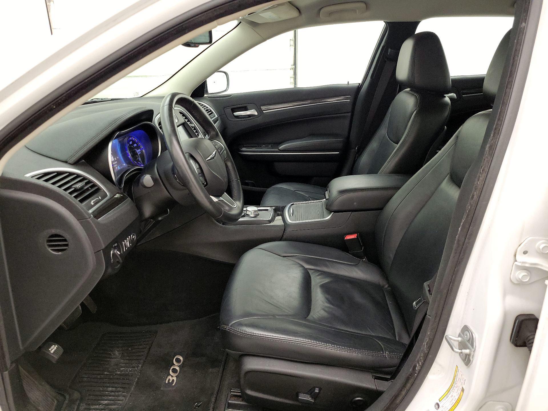 Thumbnail: 2016 Chrysler 300 - 11