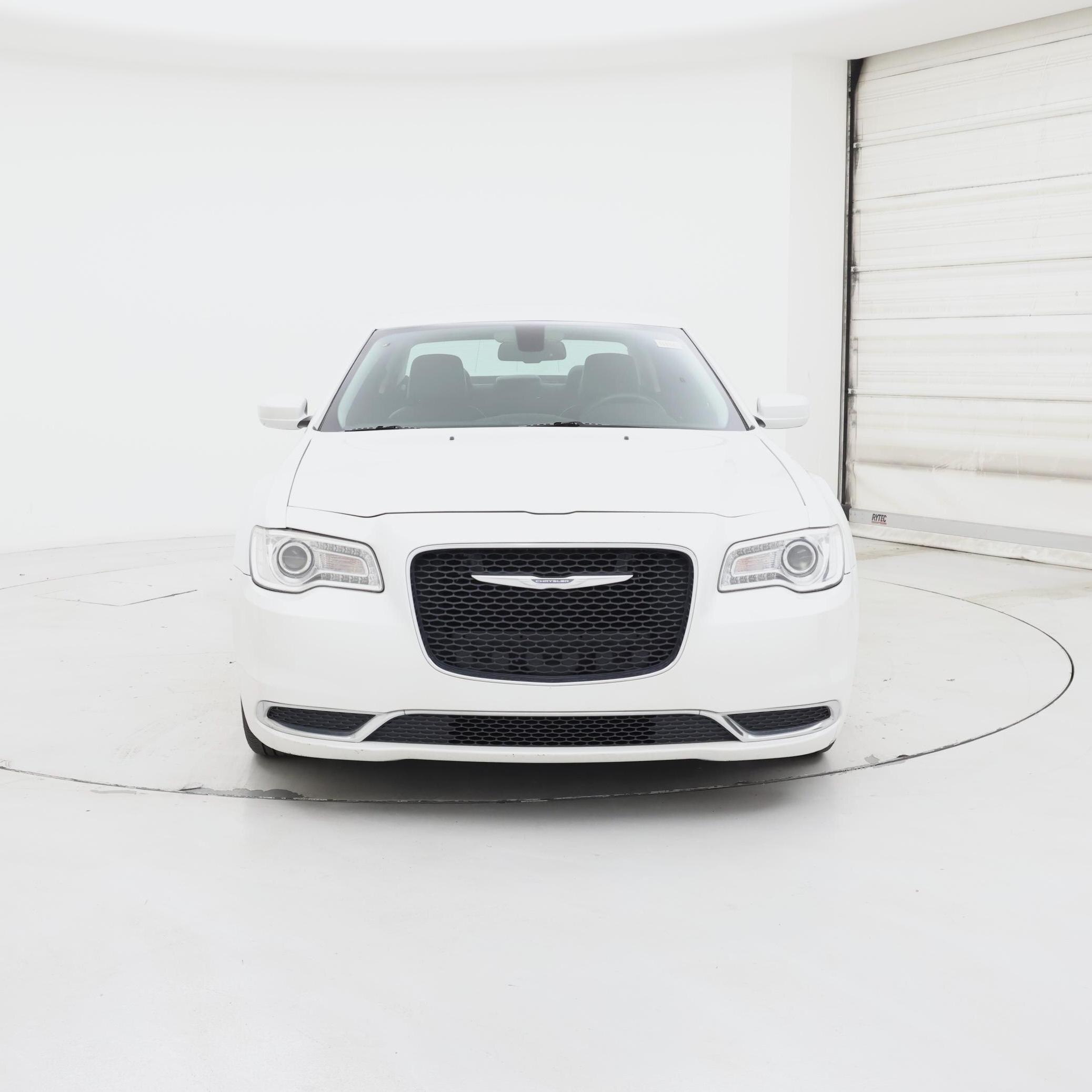 Thumbnail: 2016 Chrysler 300 - 5