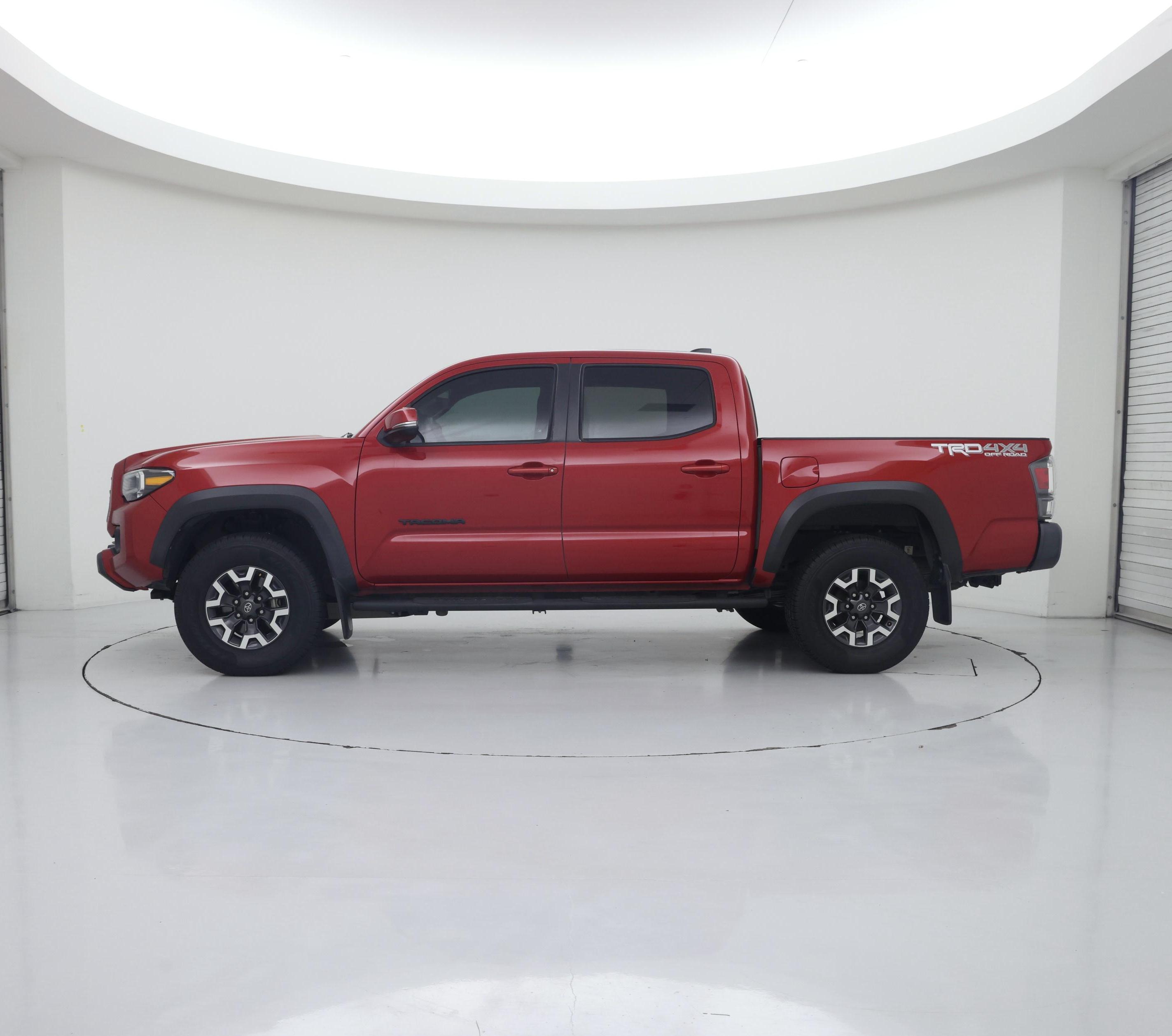 Thumbnail: 2022 Toyota Tacoma - 3