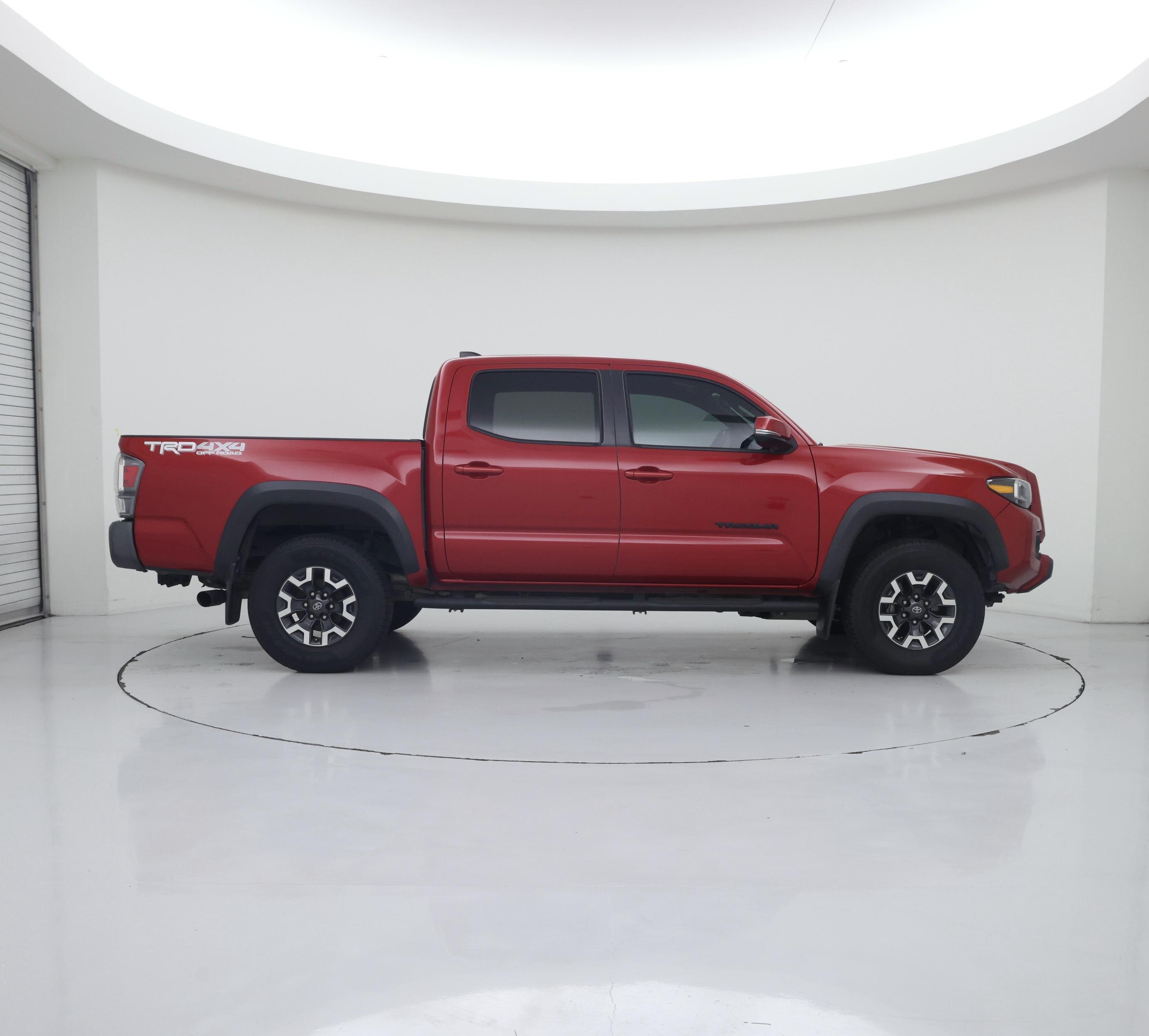 Thumbnail: 2022 Toyota Tacoma - 7
