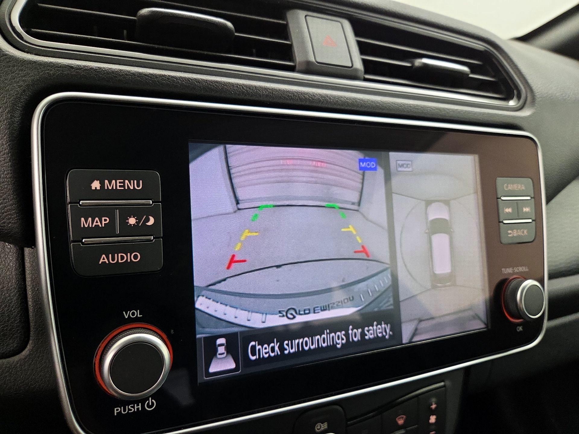 Thumbnail: 2020 Nissan Leaf - 15