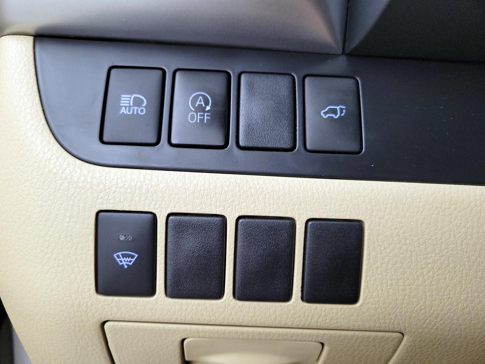 Thumbnail: 2019 Toyota Highlander - 13