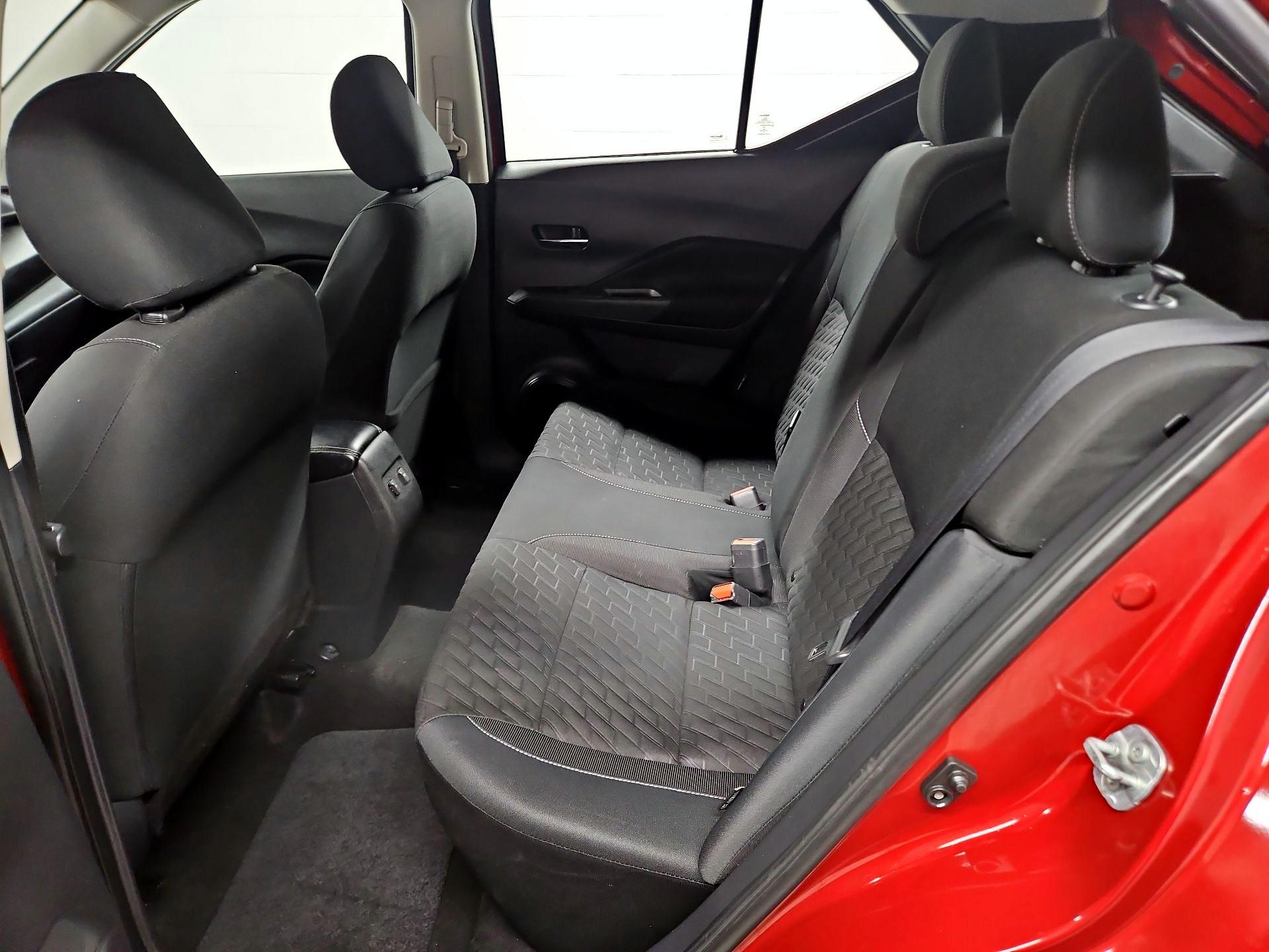 Thumbnail: 2021 Nissan Kicks - 18