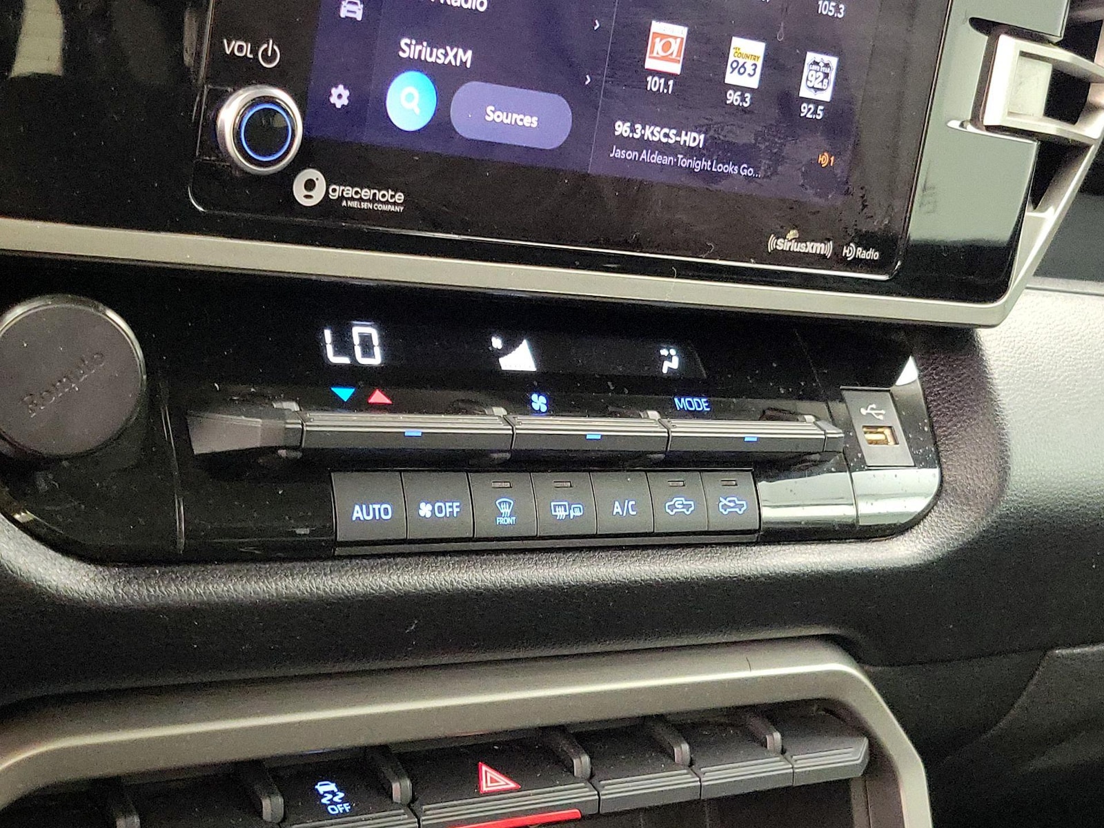 2022 Toyota Tundra SR5 - Photo 17