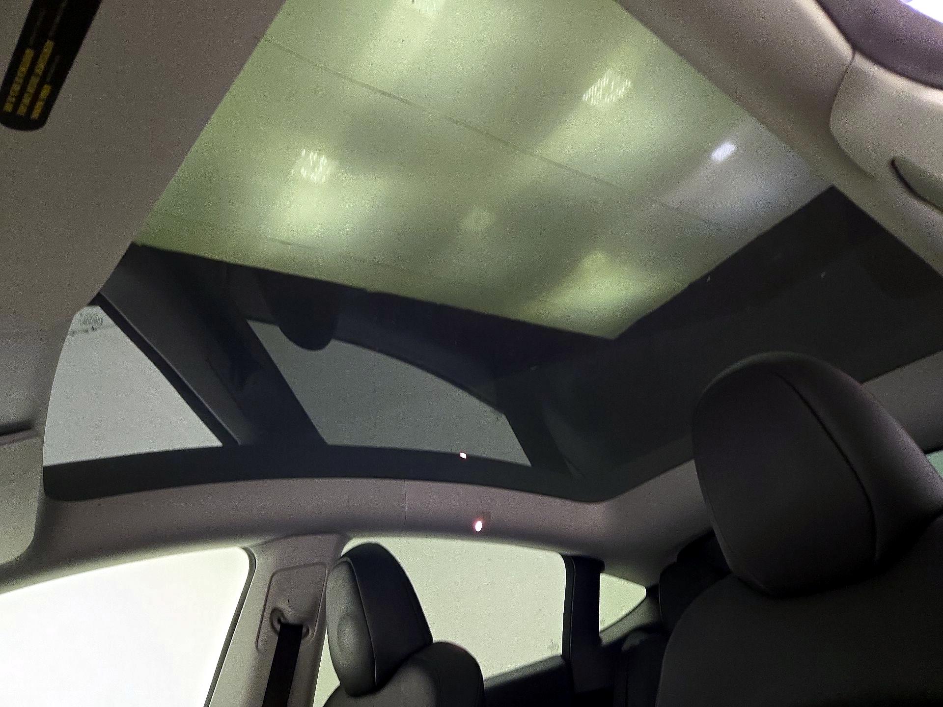 Thumbnail: 2023 Tesla Model Y - 18