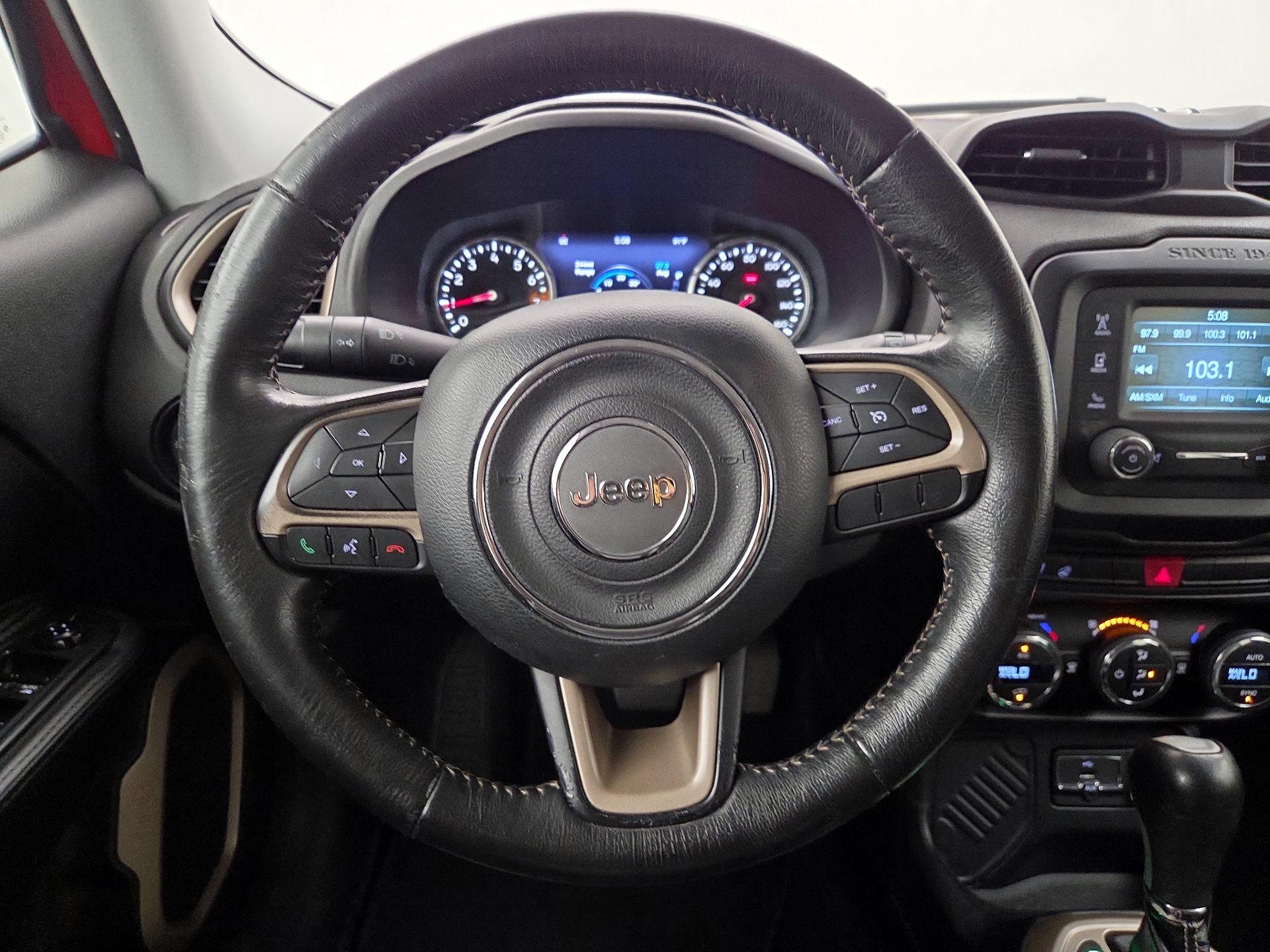 Thumbnail: 2016 Jeep Renegade - 10