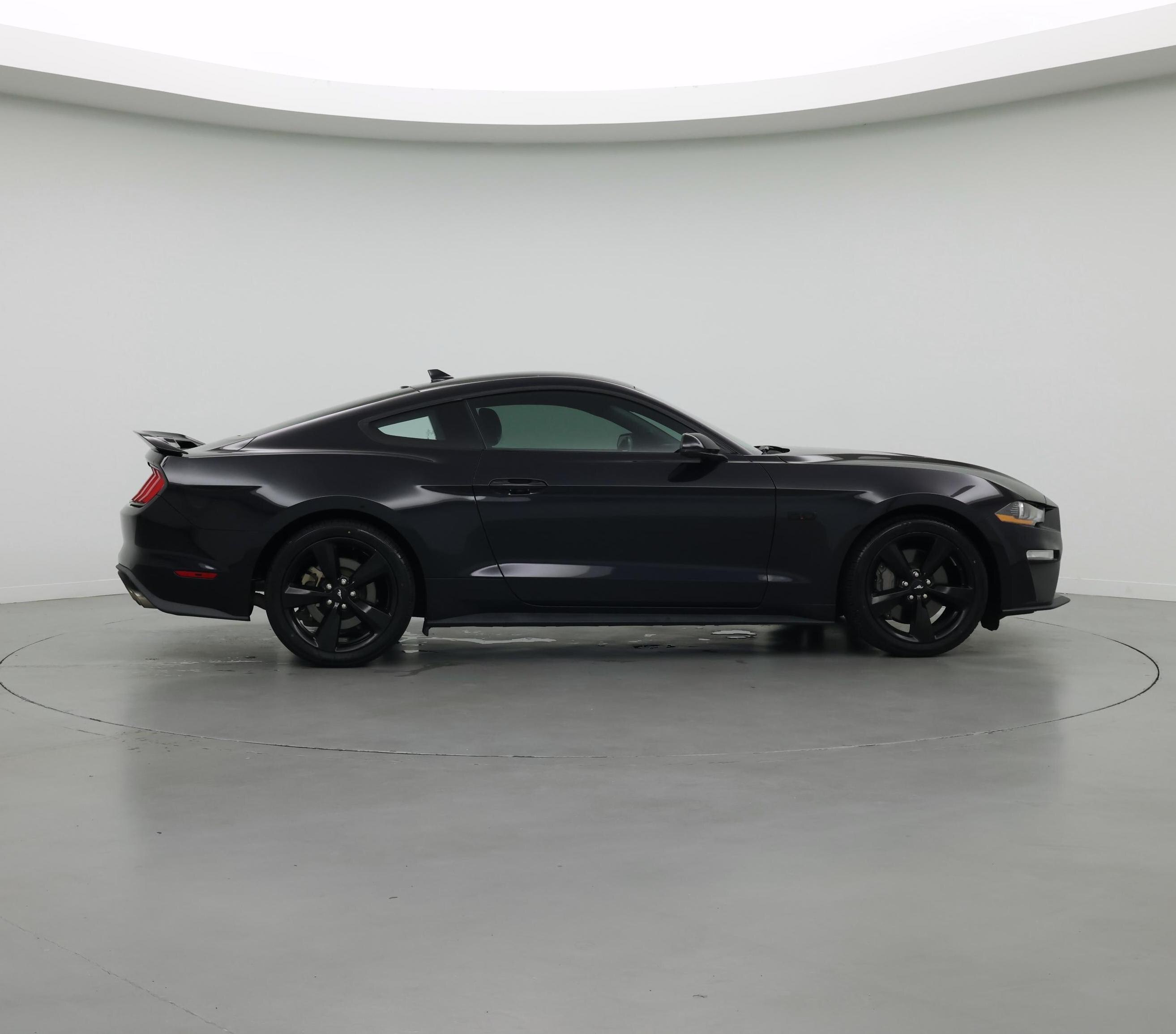 Thumbnail: 2022 Ford Mustang - 7