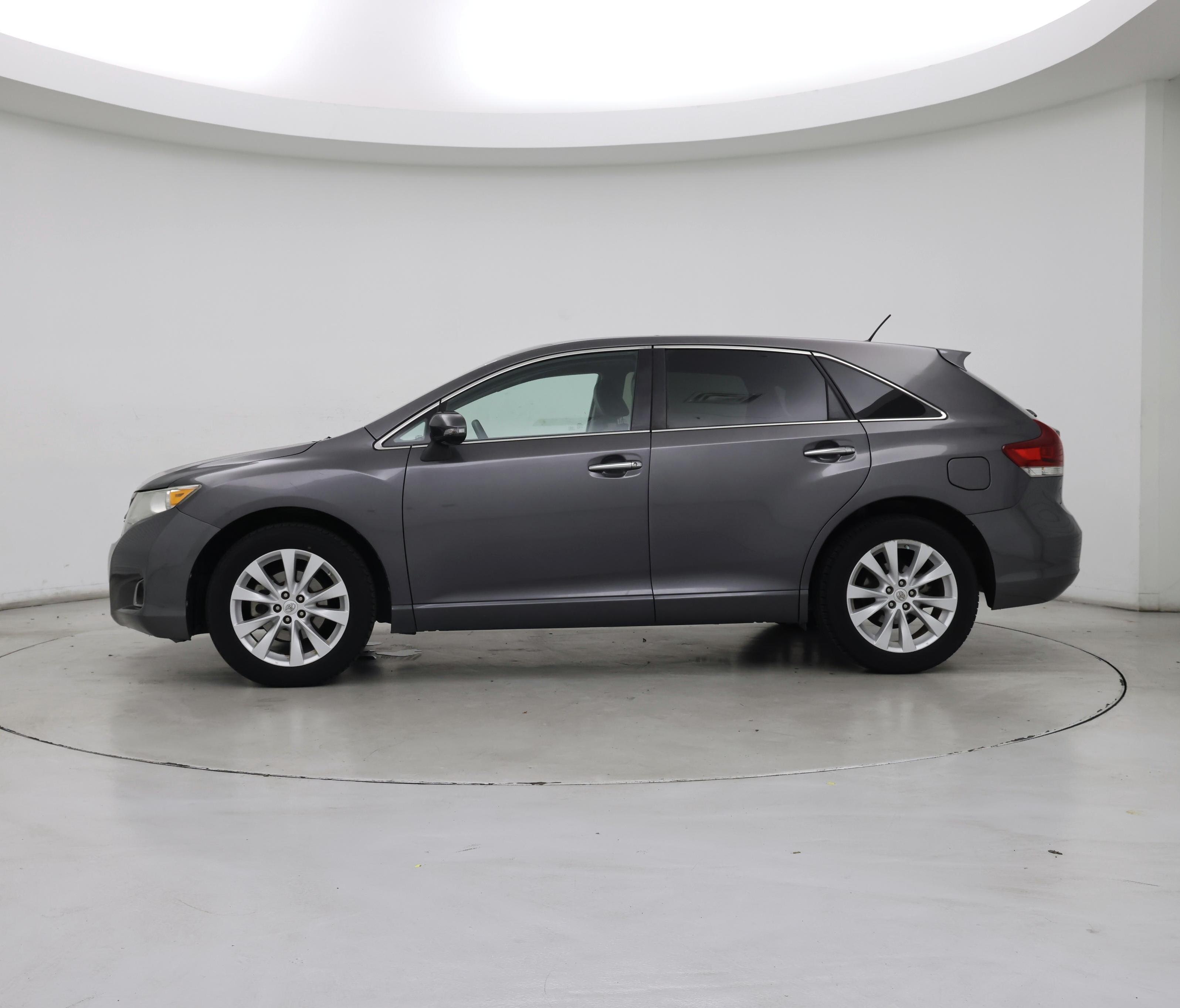 Thumbnail: 2015 Toyota Venza - 3