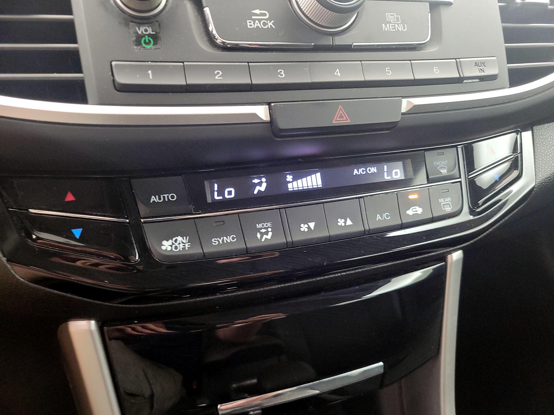 Thumbnail: 2016 Honda Accord - 16