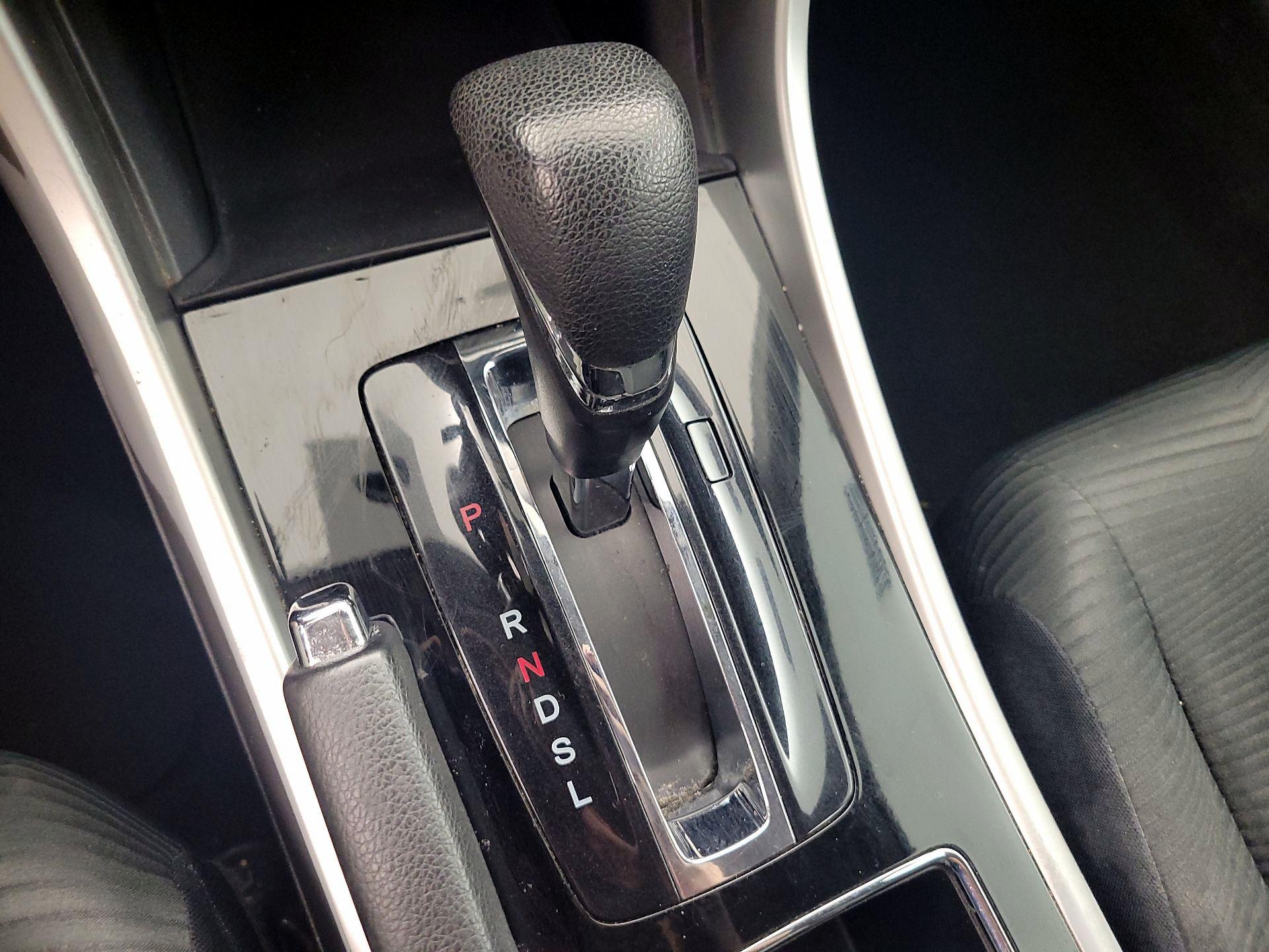 Thumbnail: 2016 Honda Accord - 17