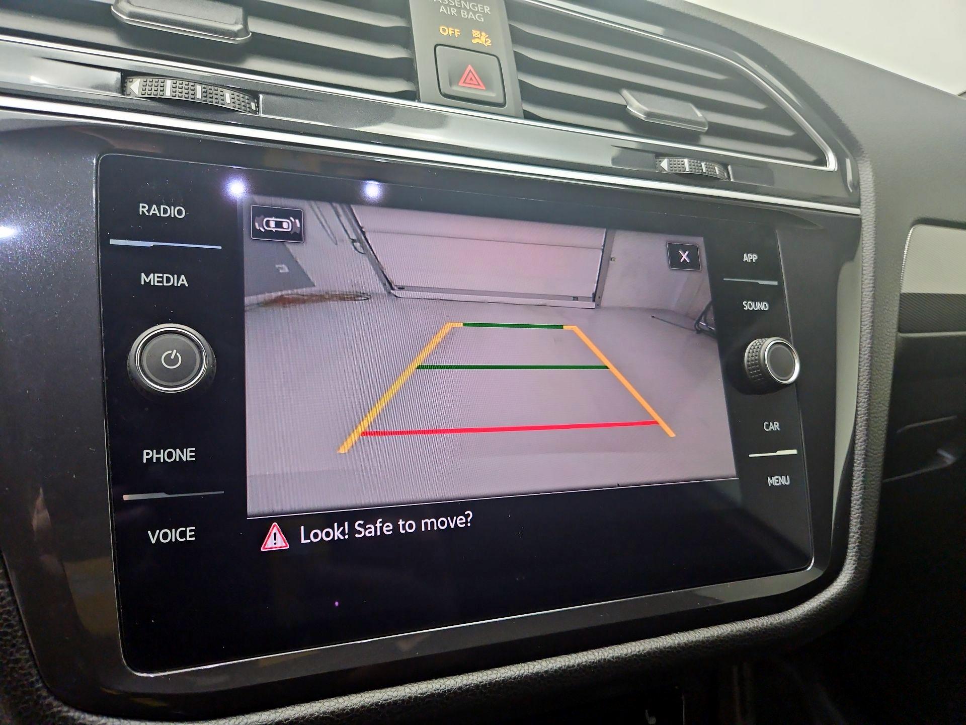 Thumbnail: 2024 Volkswagen Tiguan - 14