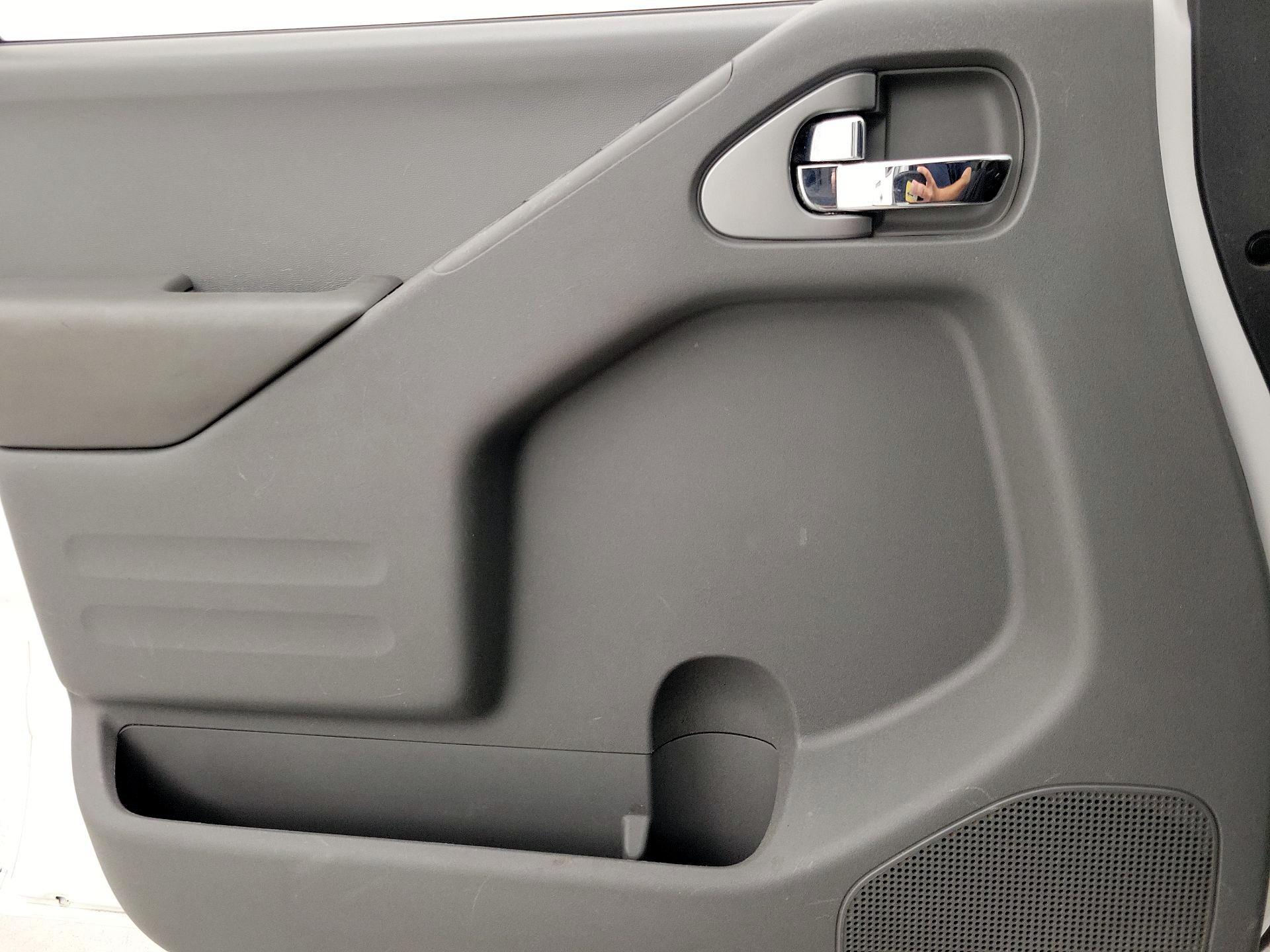 Thumbnail: 2021 Nissan Frontier - 12