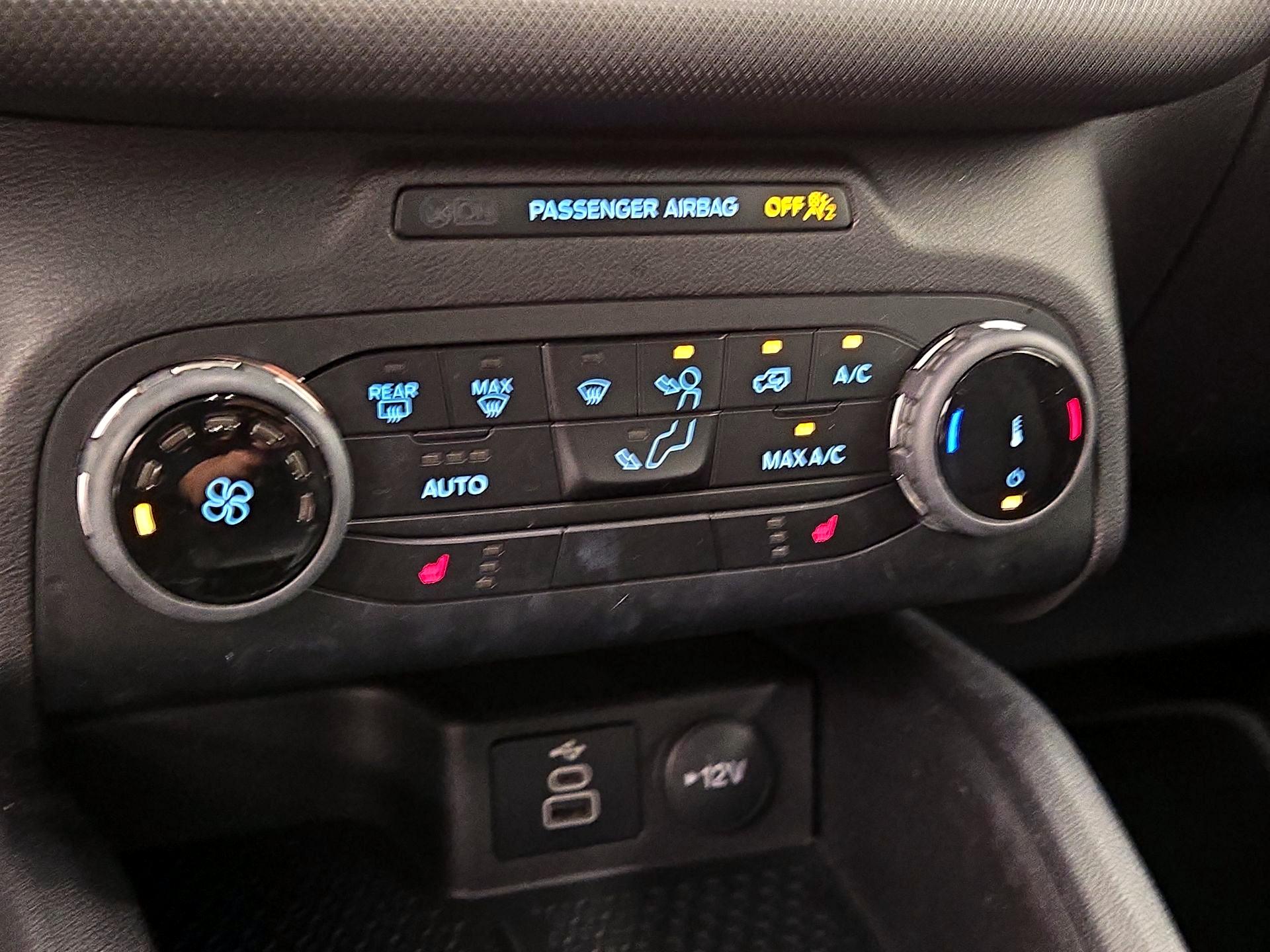 Thumbnail: 2023 Ford Bronco Sport - 16