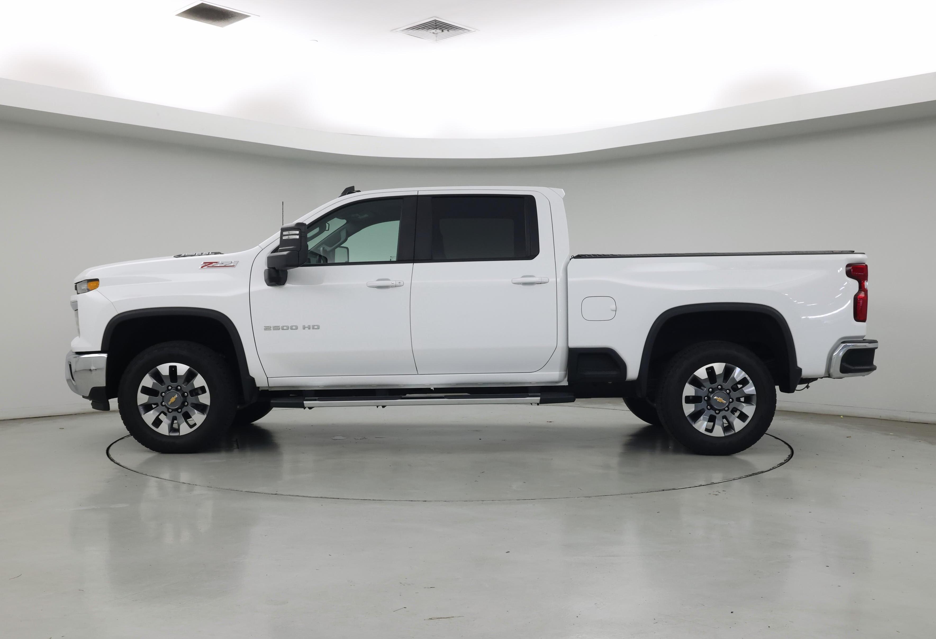 Thumbnail: 2024 Chevrolet Silverado 2500 - 3