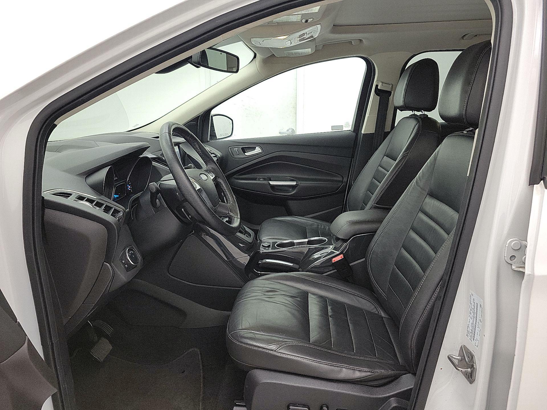 Thumbnail: 2016 Ford Escape - 11