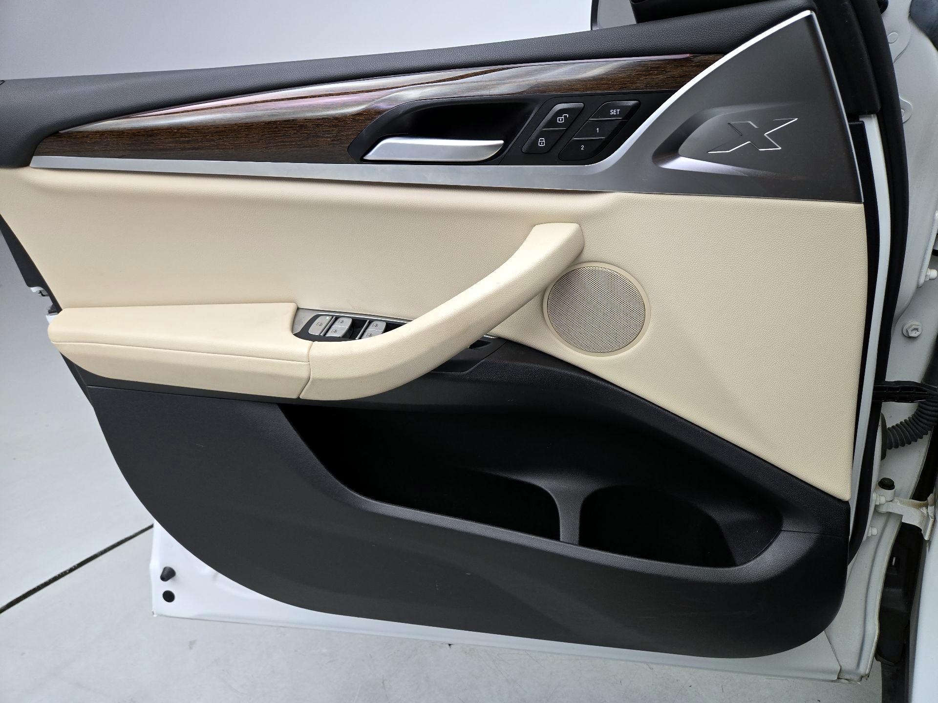 Thumbnail: 2023 BMW X3 - 12