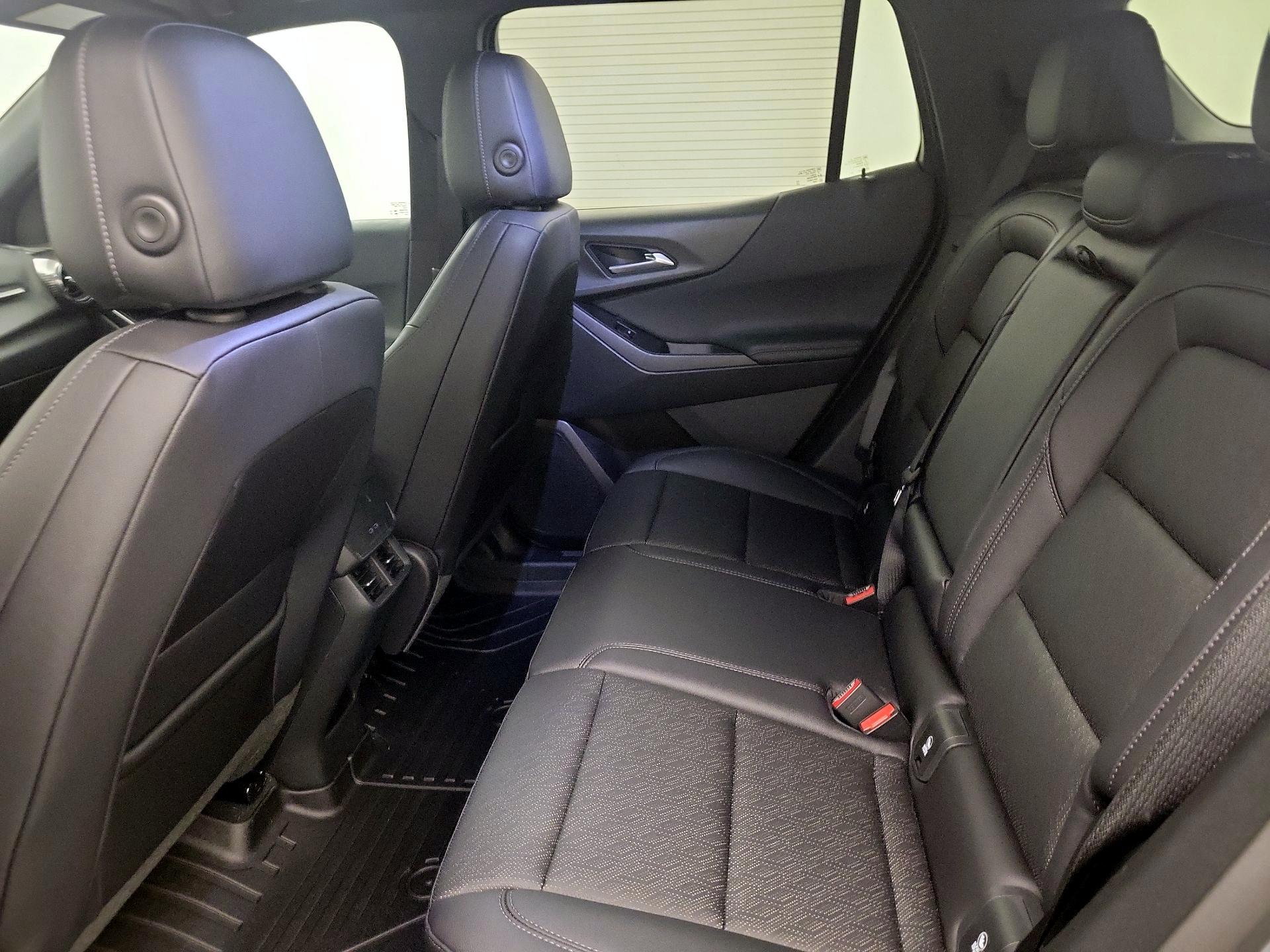 Thumbnail: 2026 Chevrolet Equinox - 20