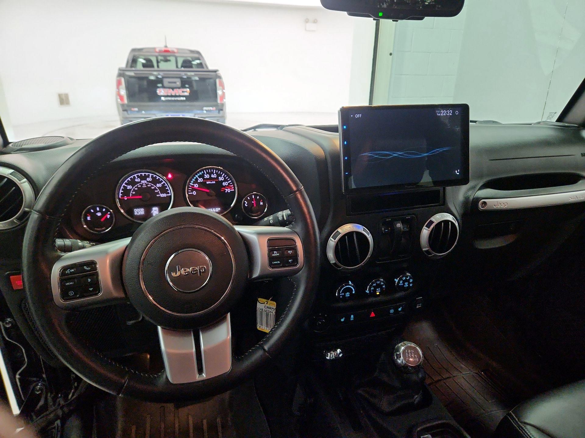 Thumbnail: 2017 Jeep Wrangler - 9