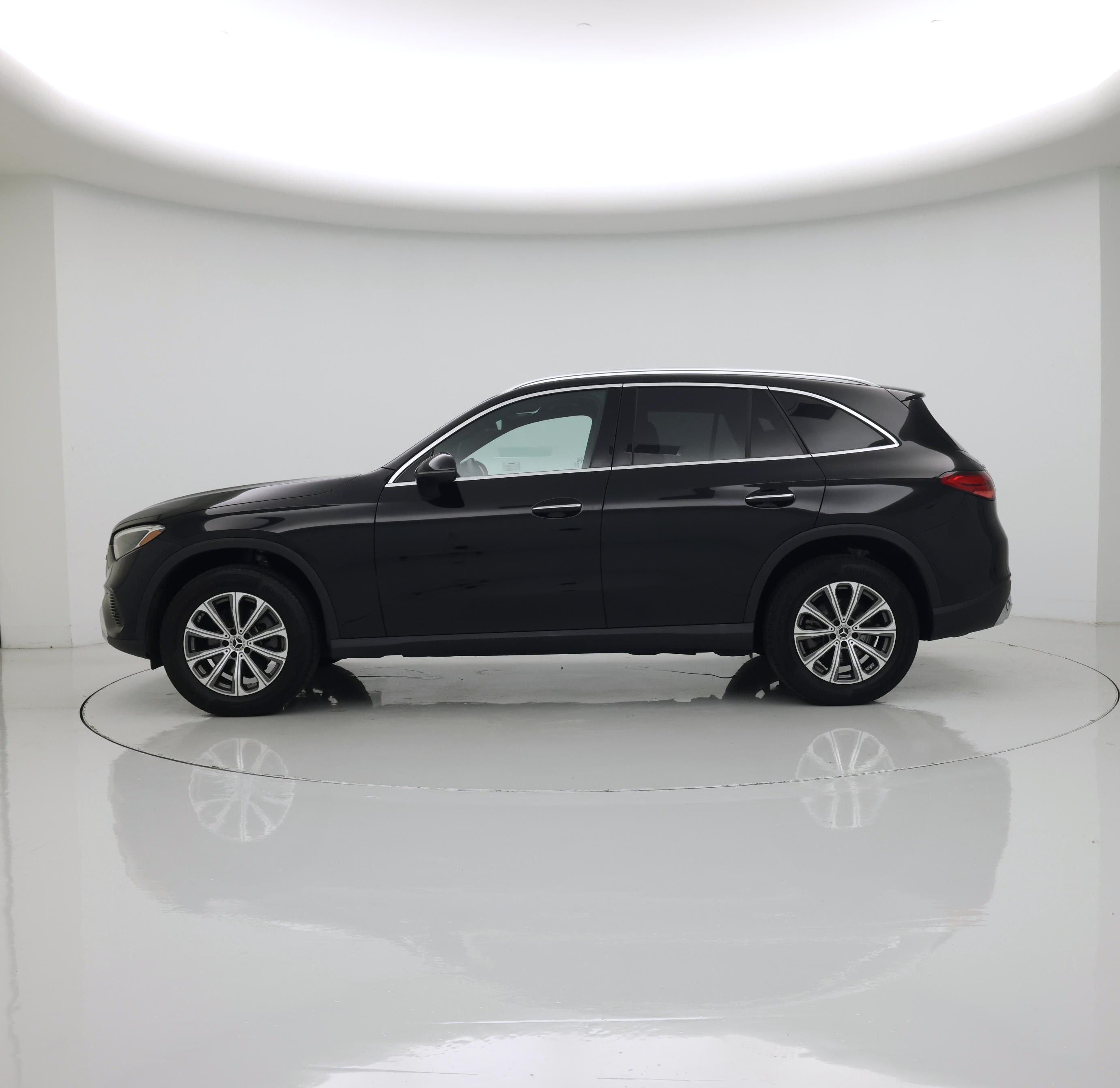 Thumbnail: 2024 Mercedes-Benz GLC - 3