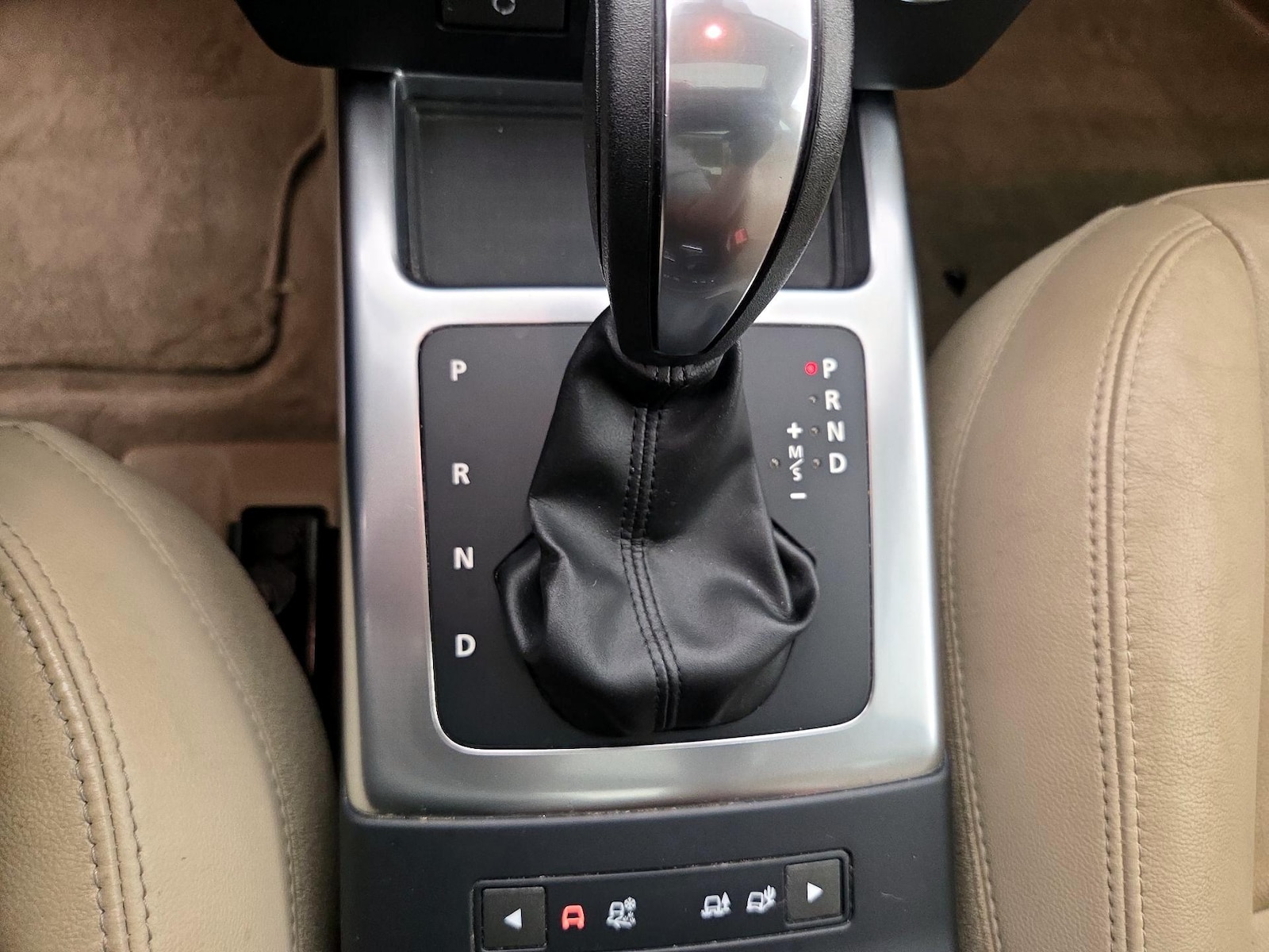 2015 Land Rover LR2 HSE - Photo 19