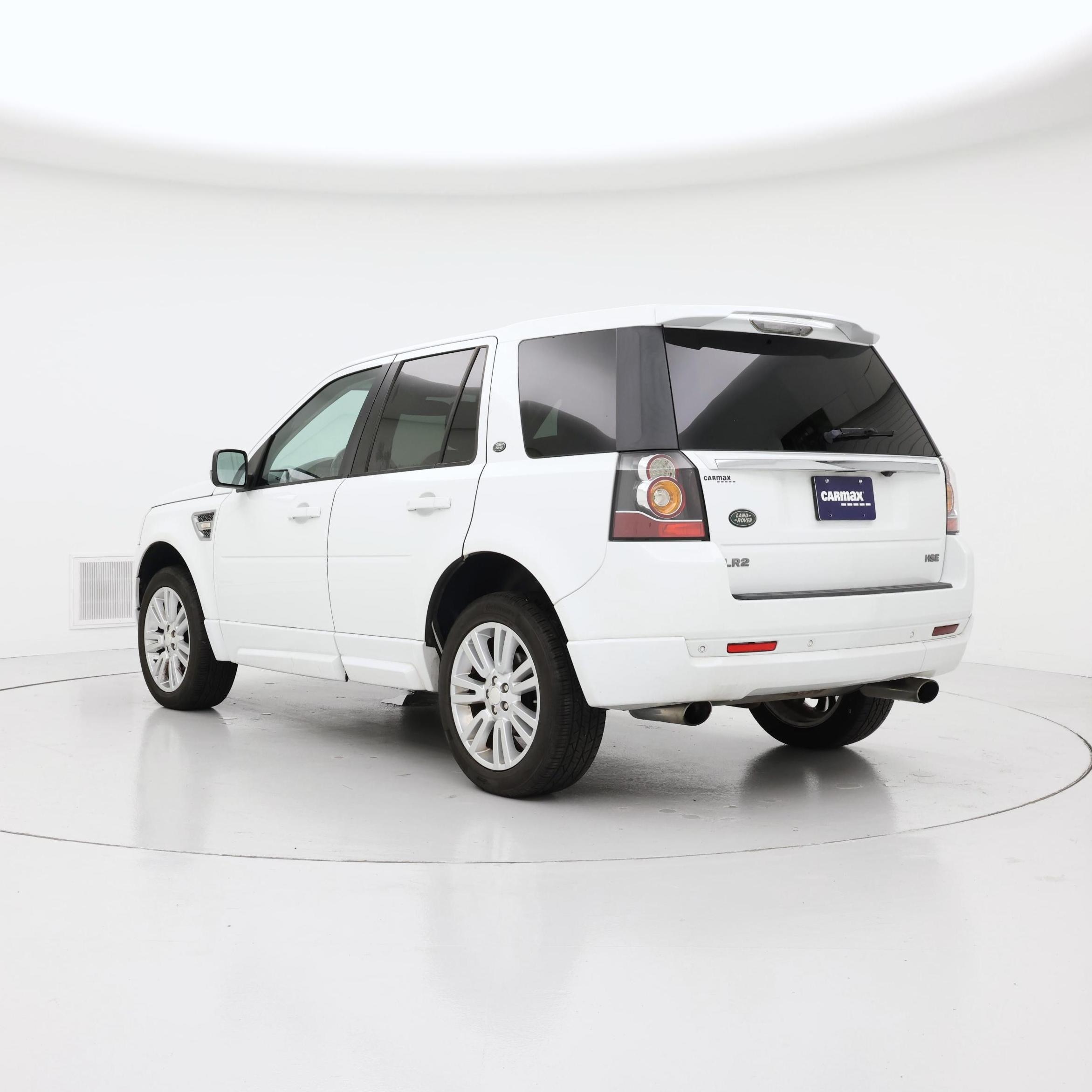 Thumbnail: 2015 Land Rover LR2 - 2