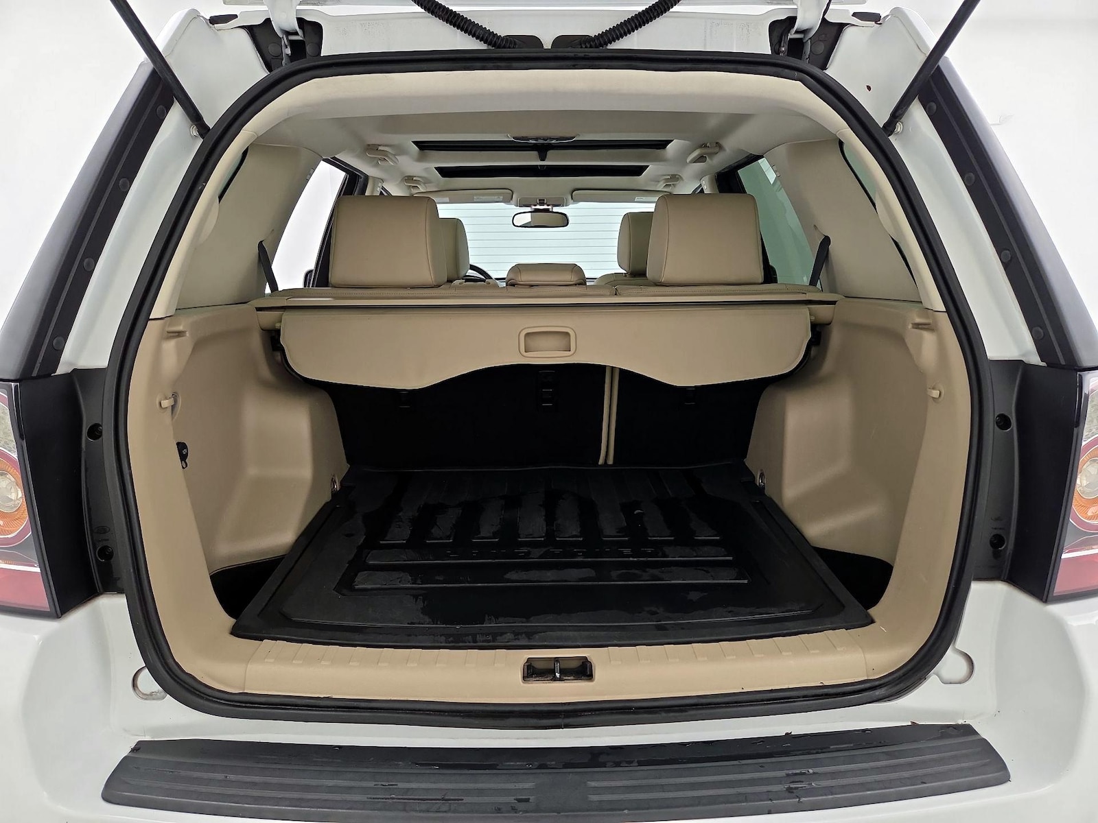 2015 Land Rover LR2 HSE - Photo 23