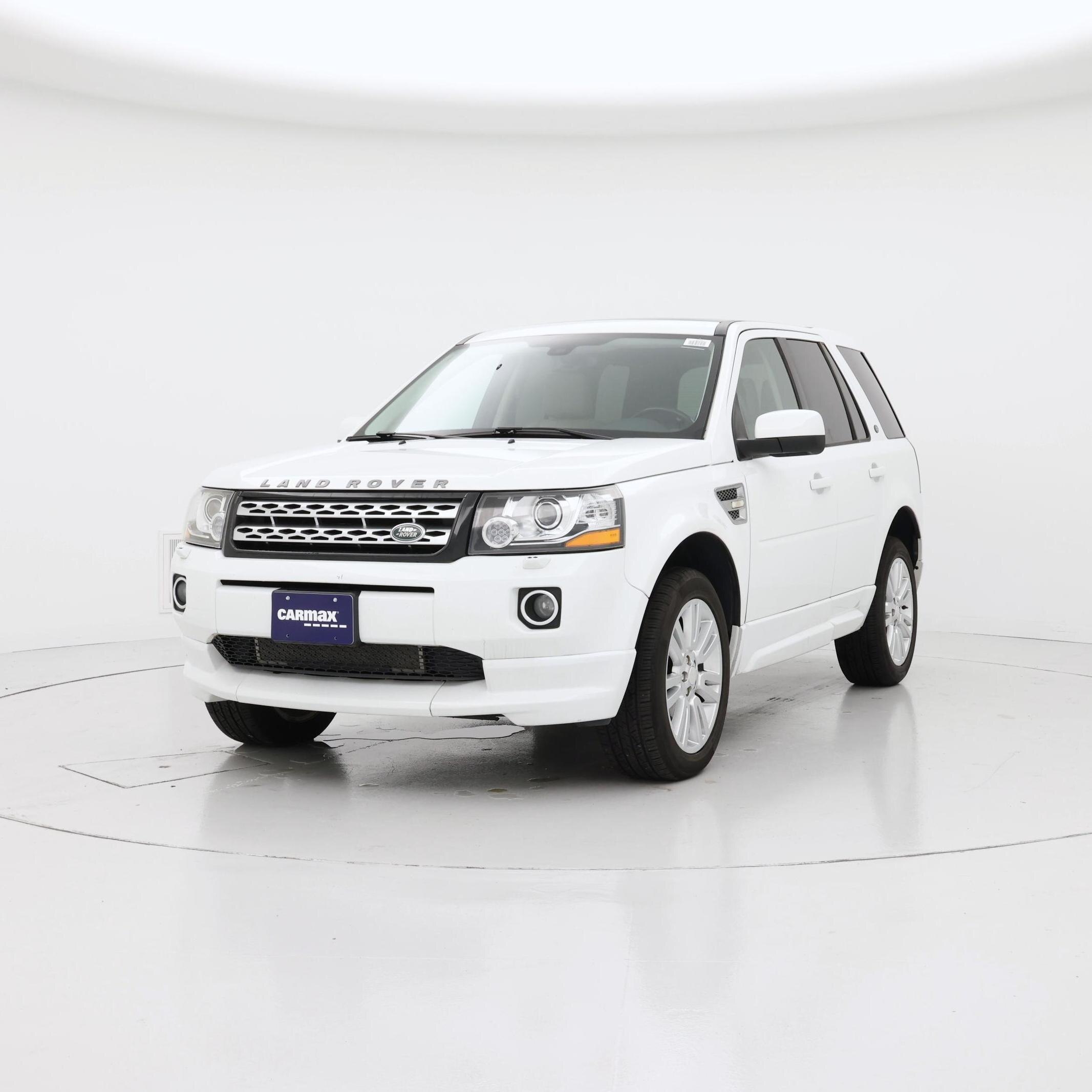 Thumbnail: 2015 Land Rover LR2 - 4