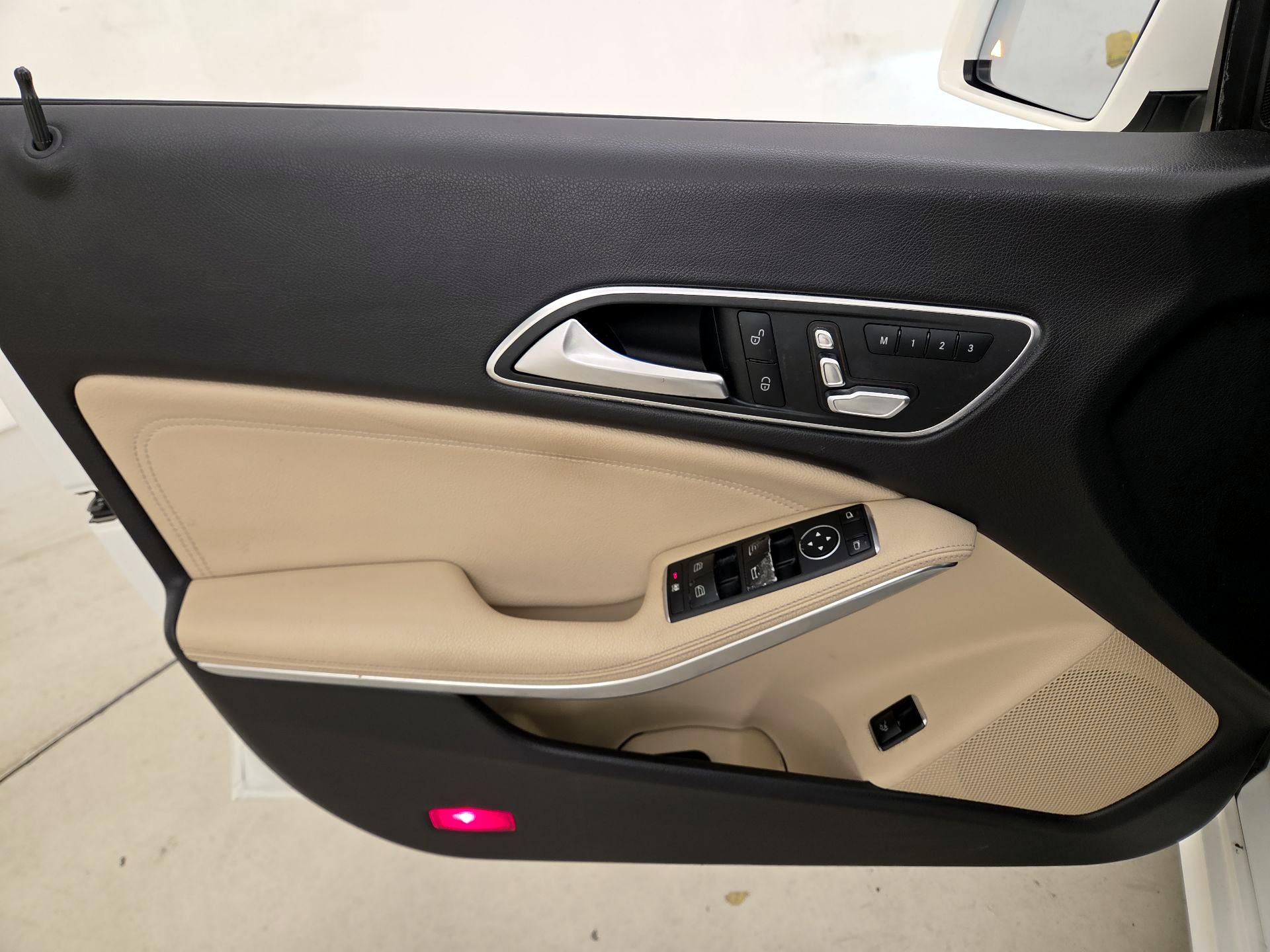 Thumbnail: 2019 Mercedes-Benz CLA - 12