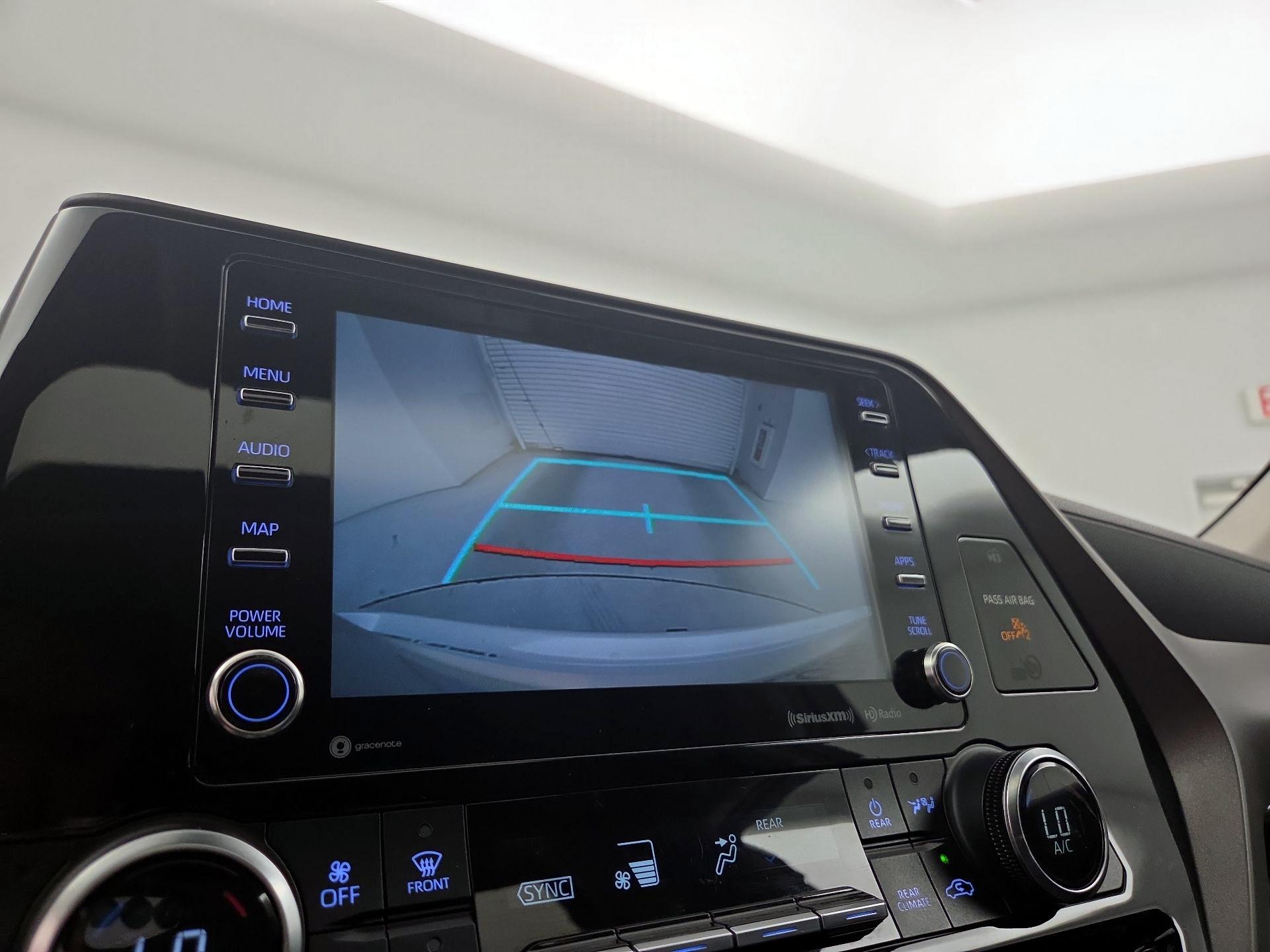 Thumbnail: 2020 Toyota Highlander - 15