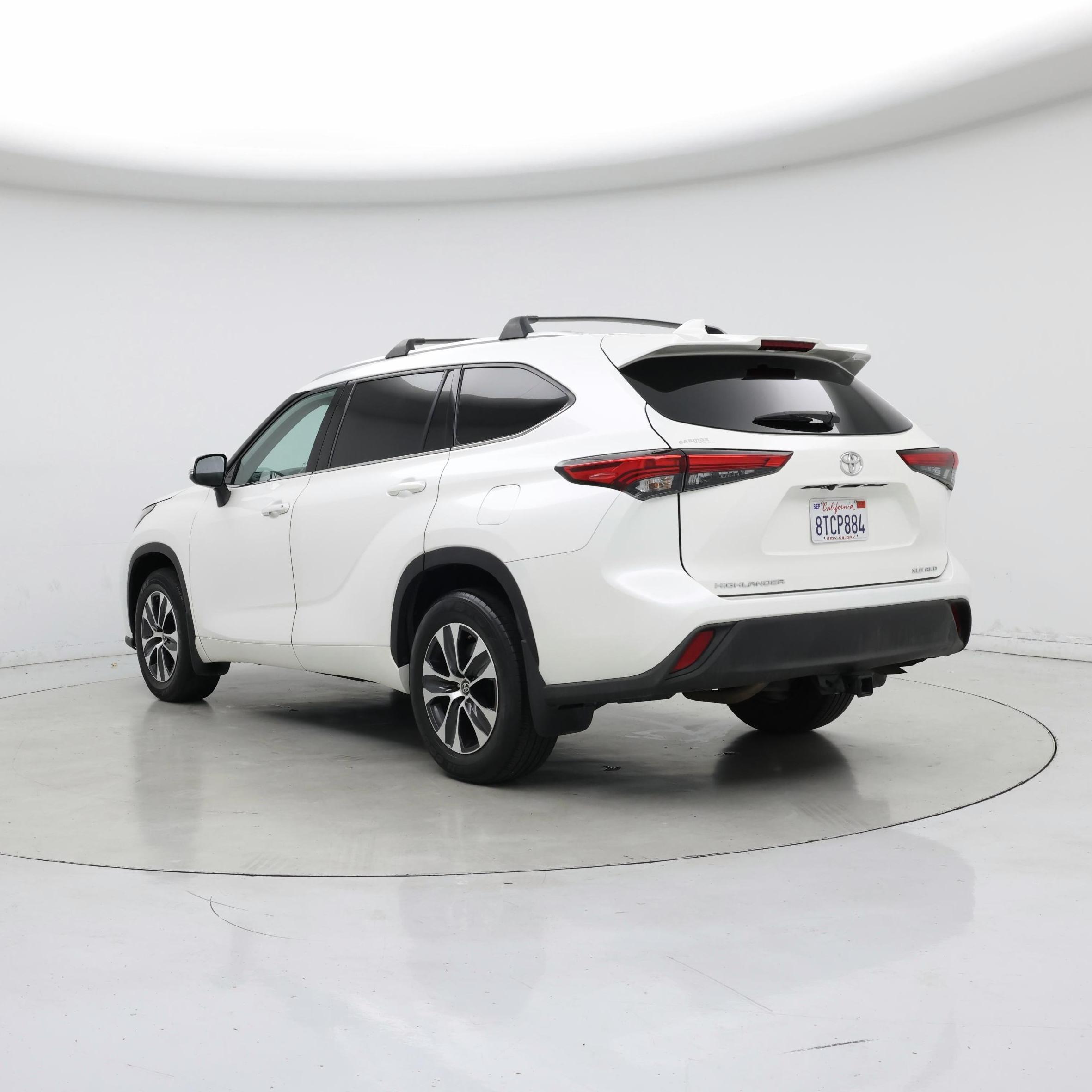 Thumbnail: 2020 Toyota Highlander - 2