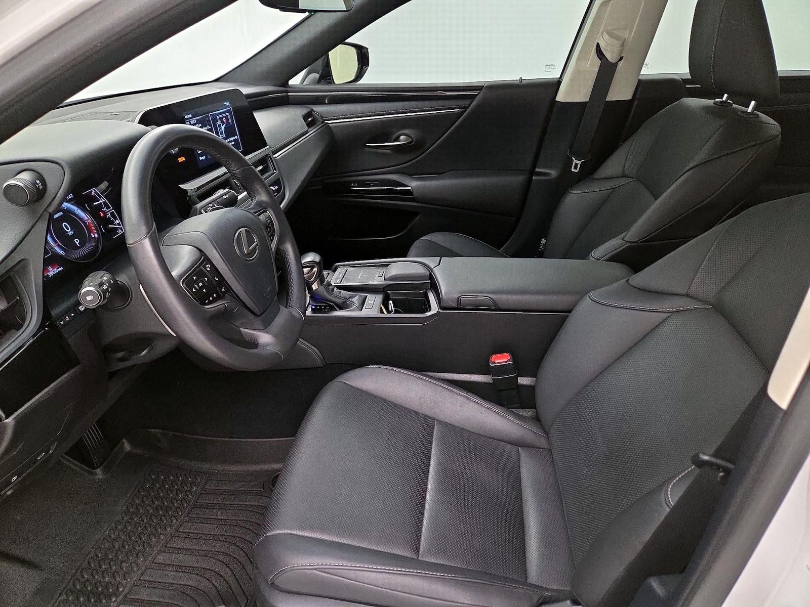 2022 Lexus ES 350 - Photo 12