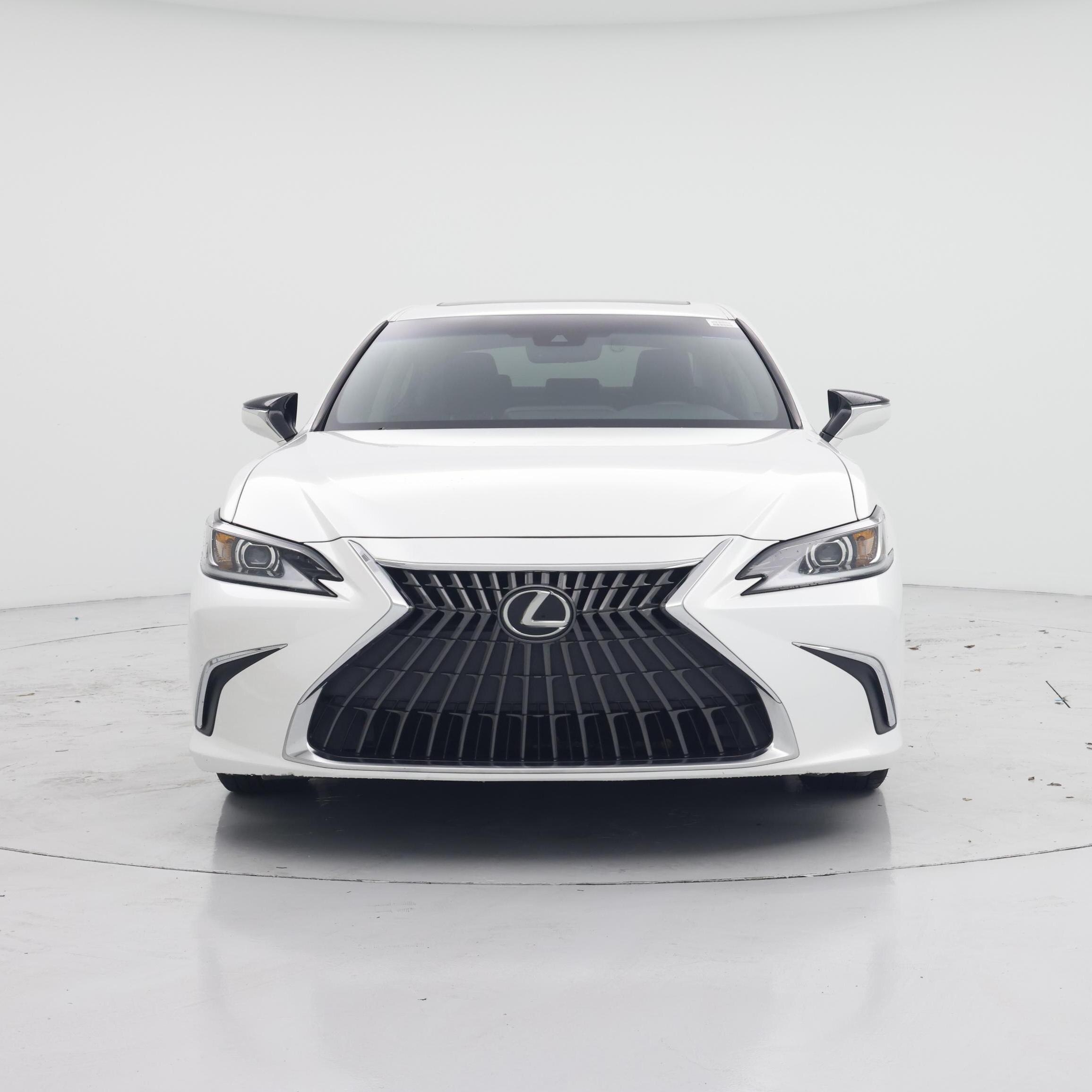 Thumbnail: 2022 Lexus ES - 5