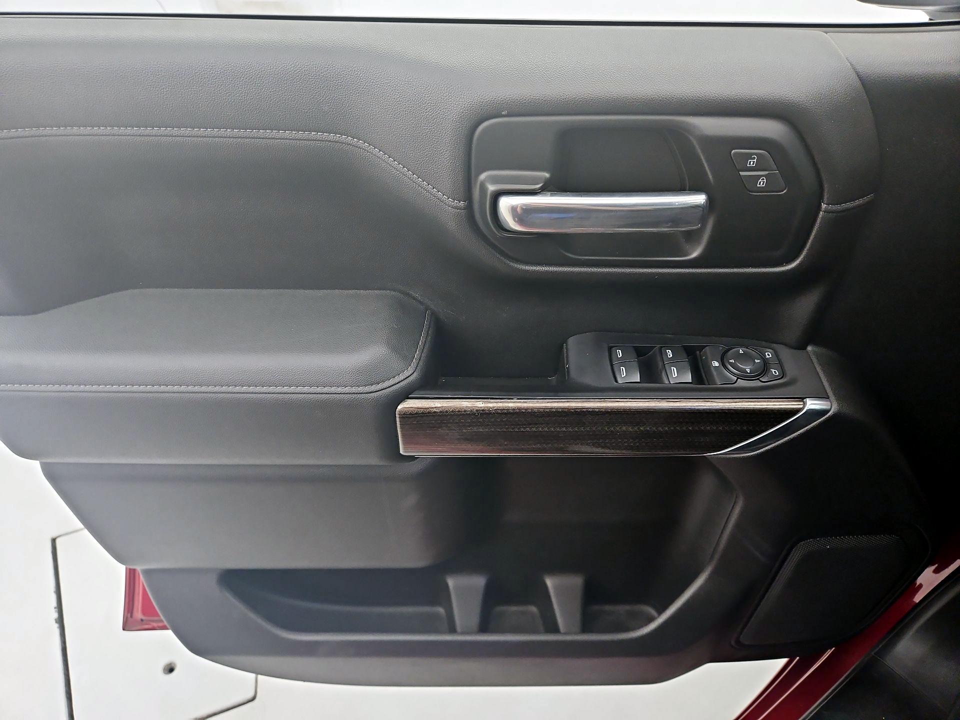 Thumbnail: 2021 Chevrolet Silverado 1500 - 12