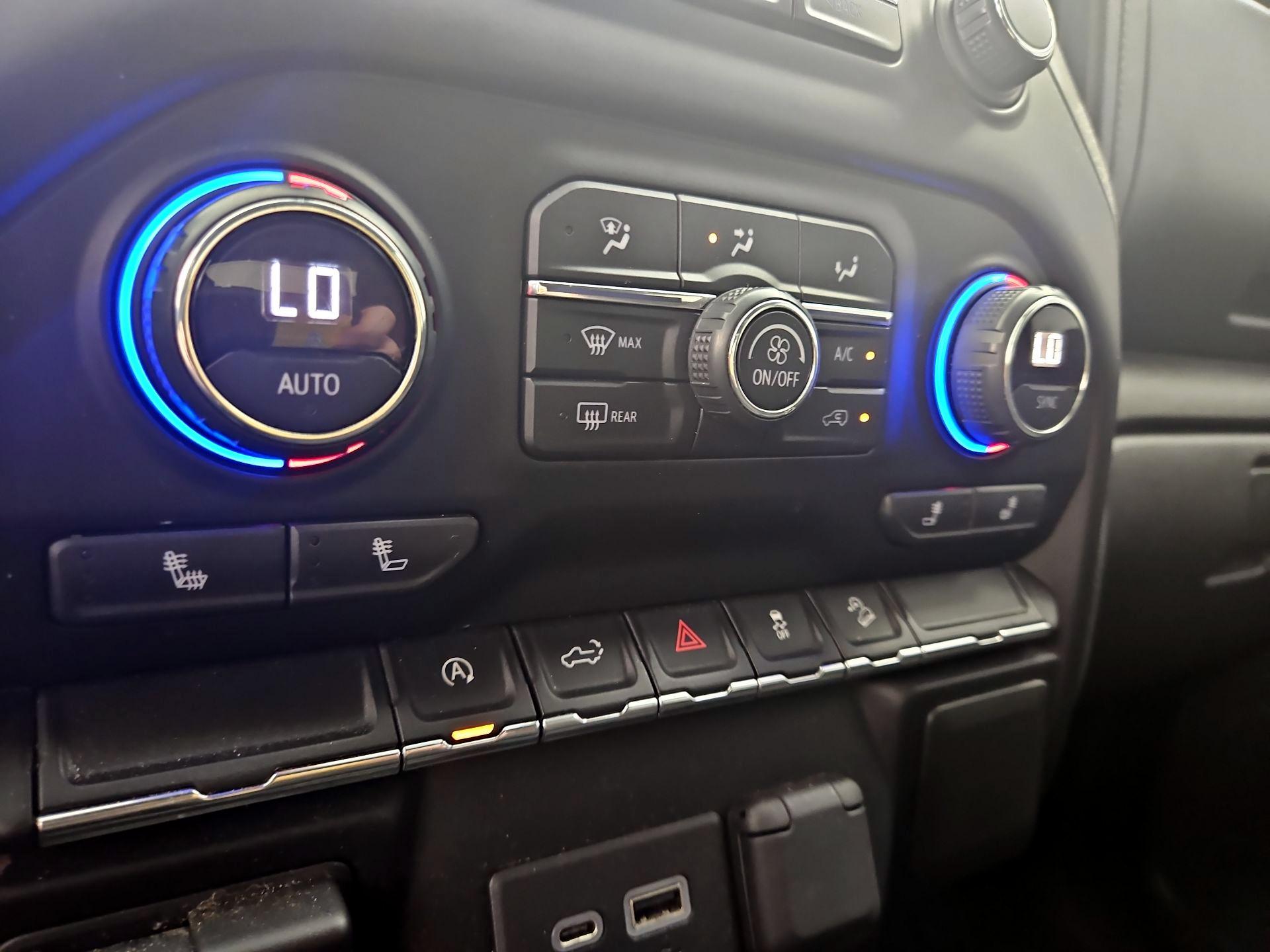 Thumbnail: 2021 Chevrolet Silverado 1500 - 16