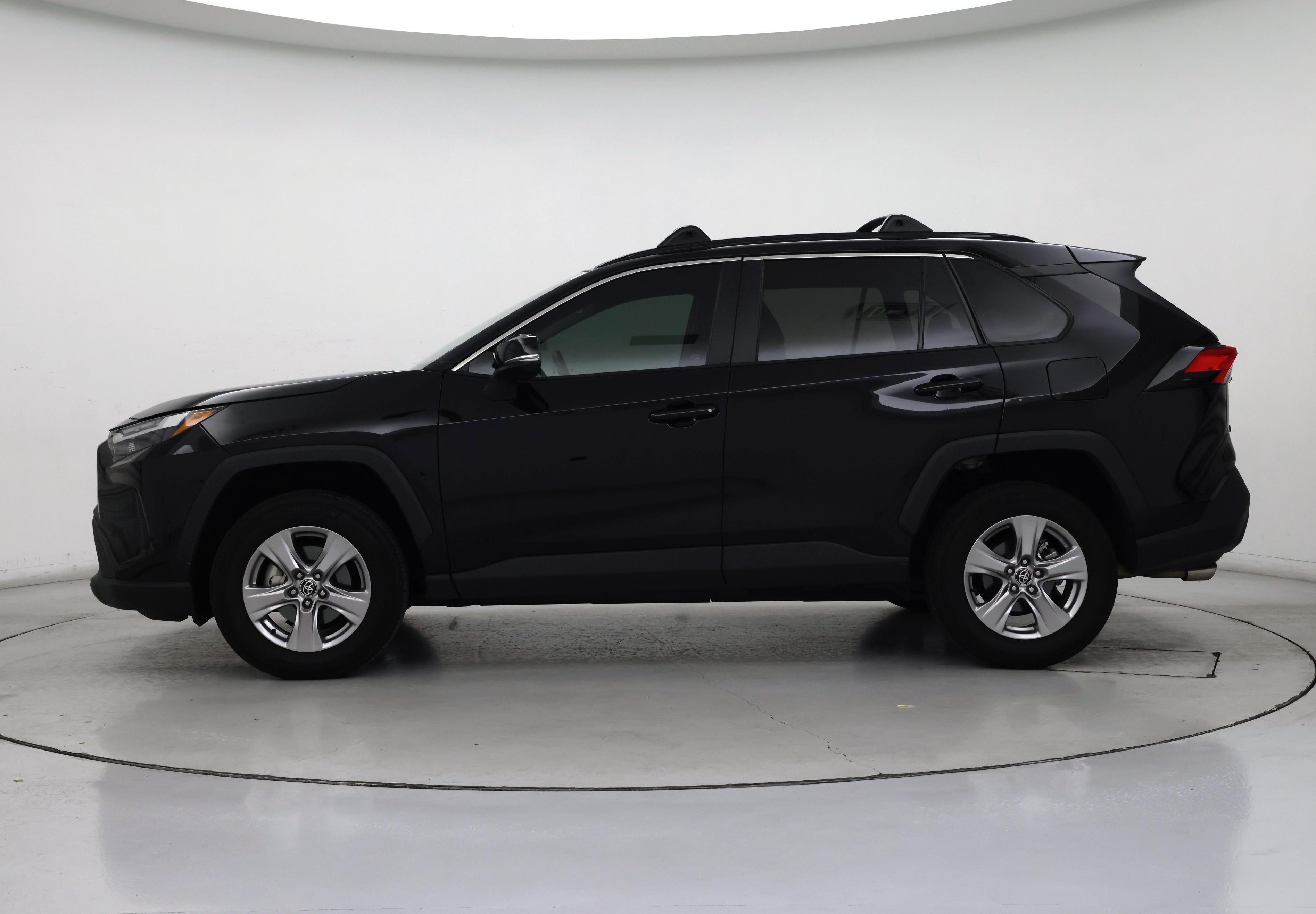 Thumbnail: 2023 Toyota RAV4 - 3