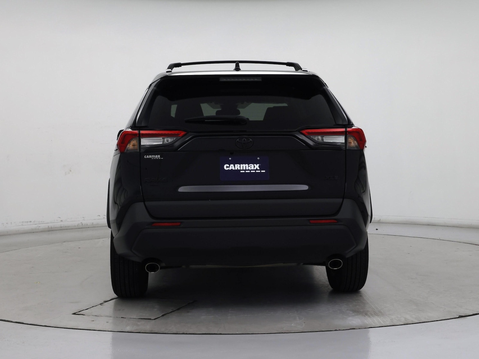 2023 Toyota RAV4 XLE - Photo 7
