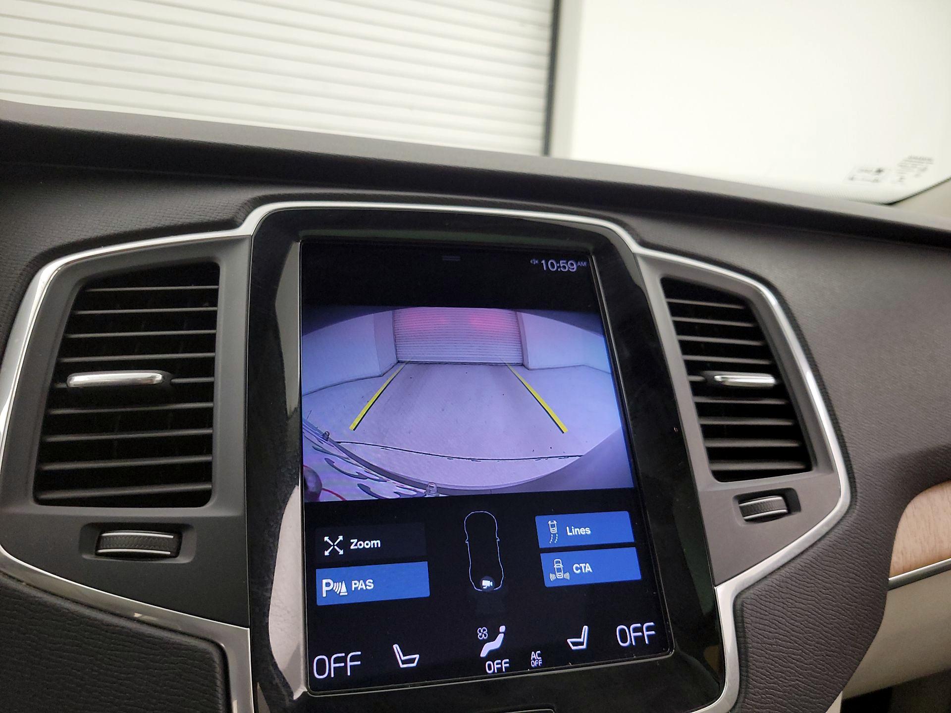 Thumbnail: 2021 Volvo XC90 - 15