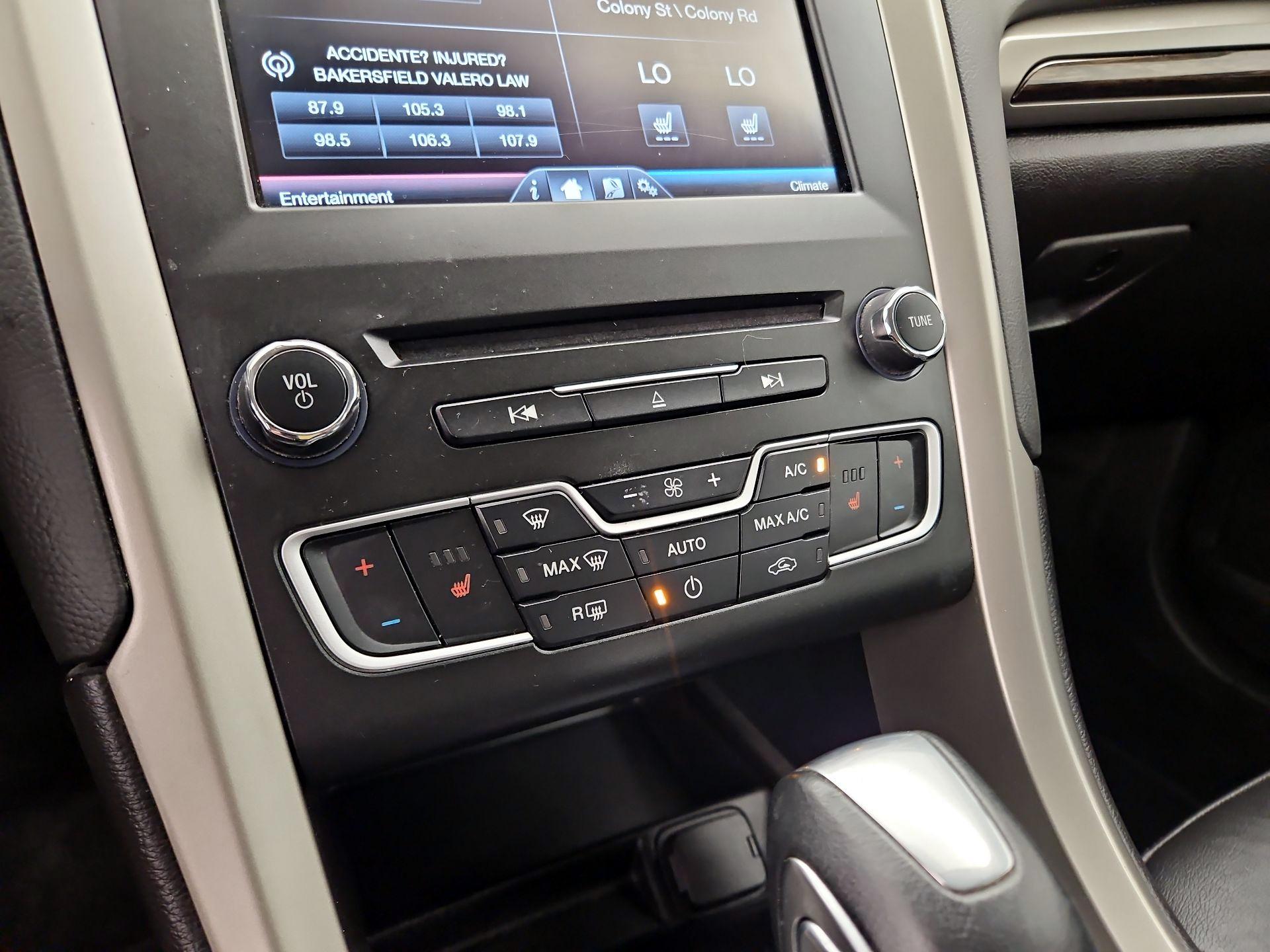 Thumbnail: 2016 Ford Fusion - 14