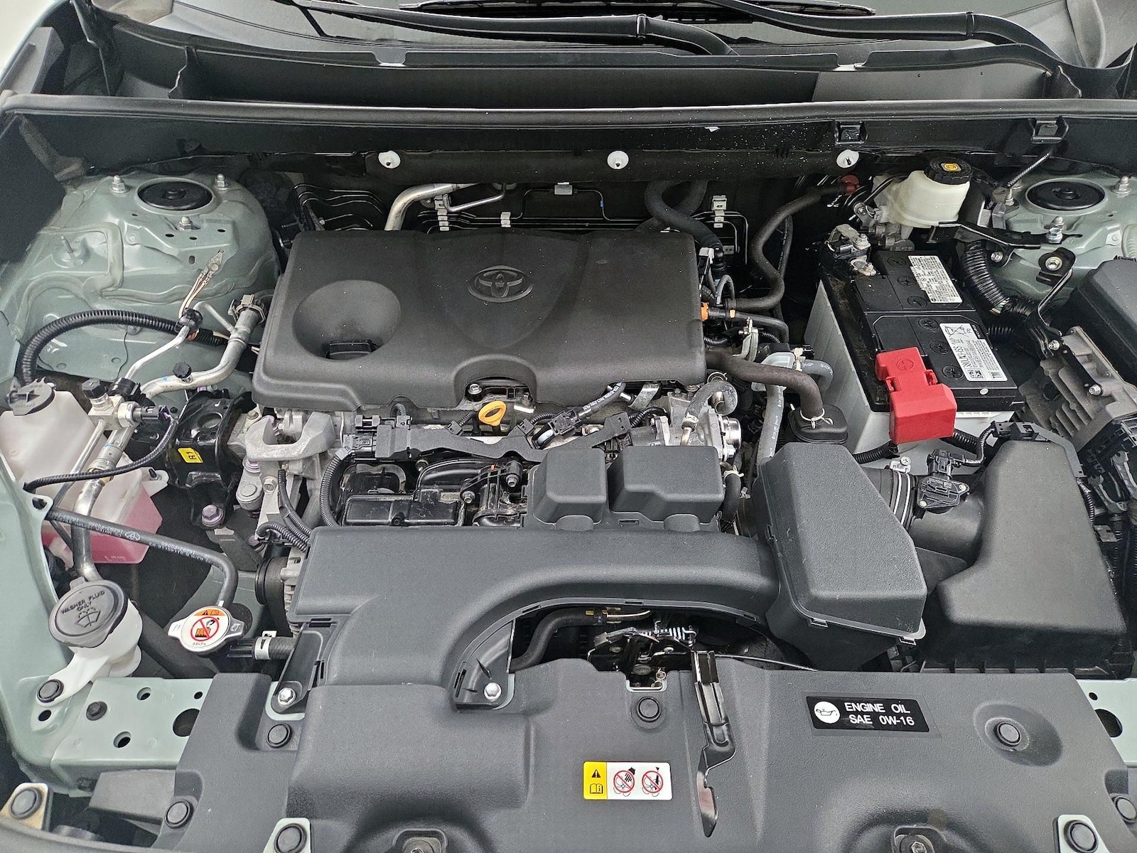 2022 Toyota RAV4 XLE - Photo 23