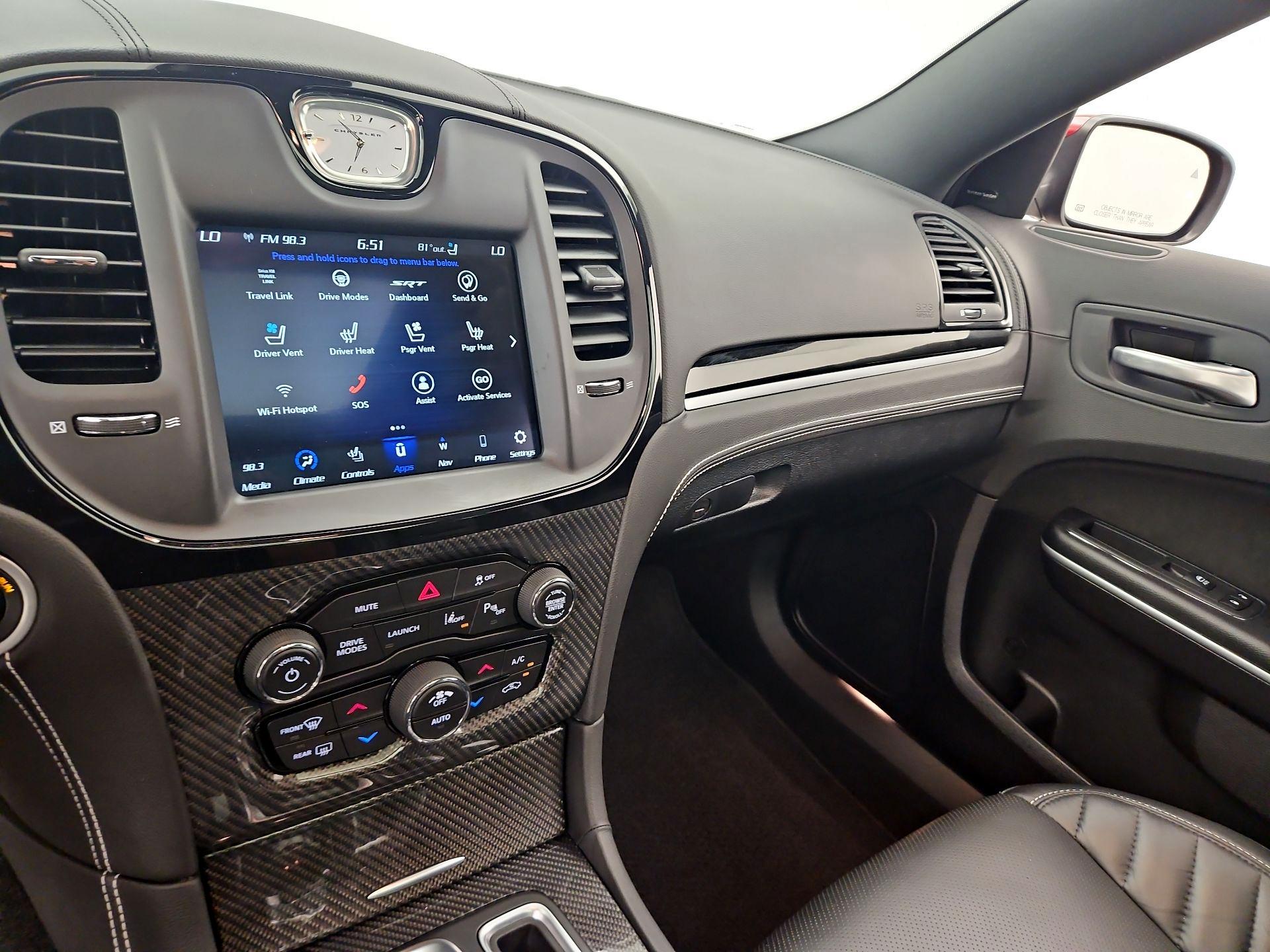 Thumbnail: 2023 Chrysler 300 - 15