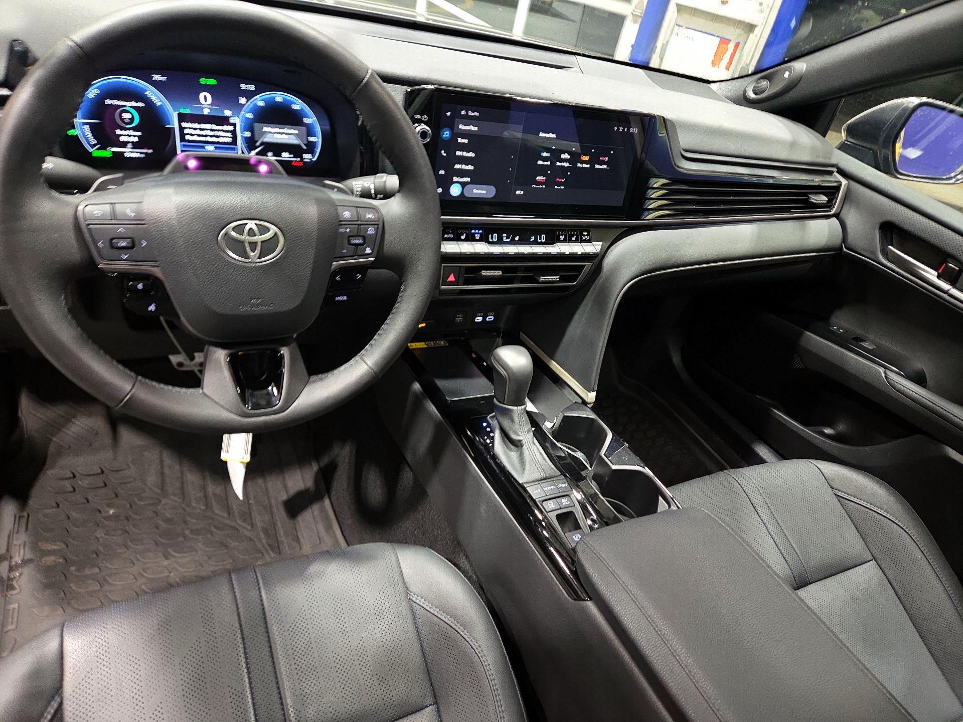 Thumbnail: 2025 Toyota Camry - 8