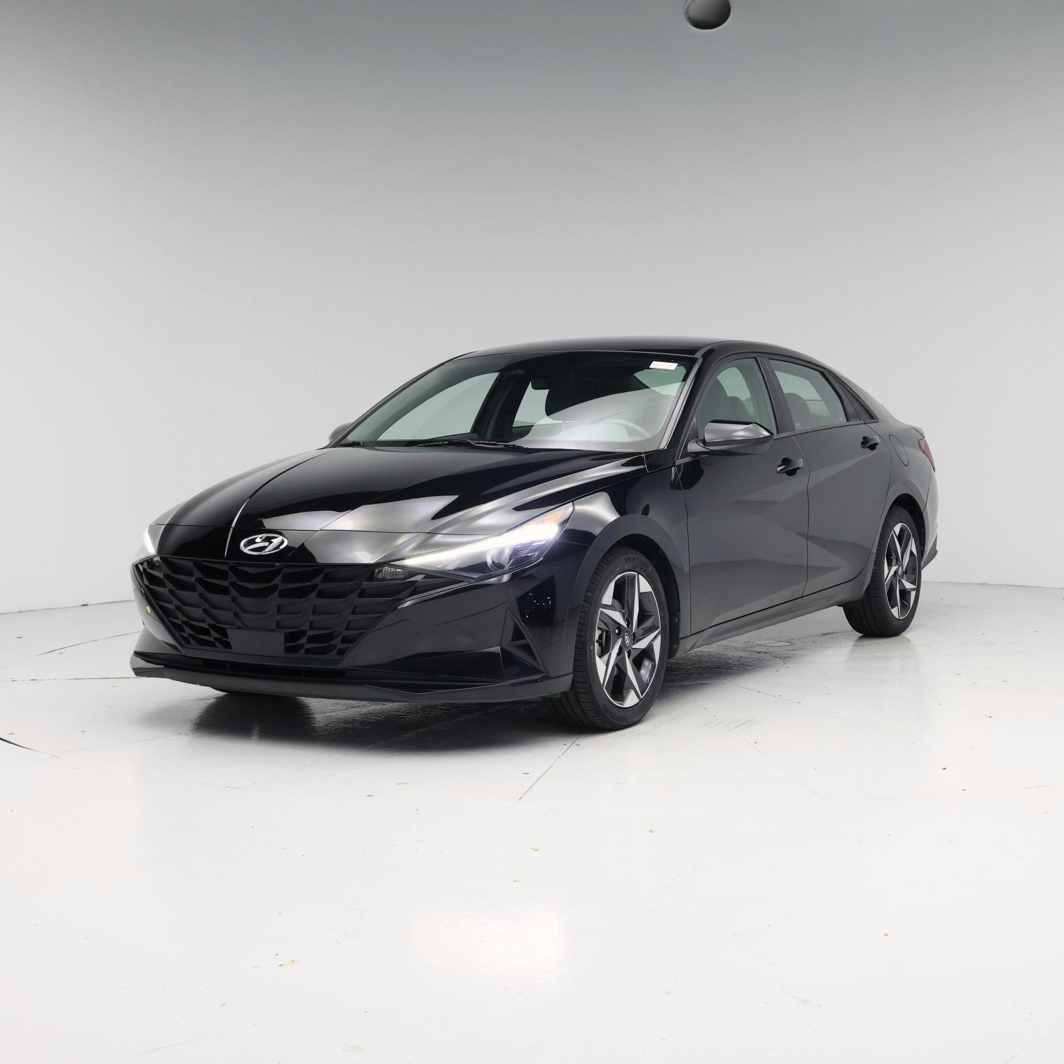Thumbnail: 2023 Hyundai Elantra - 4